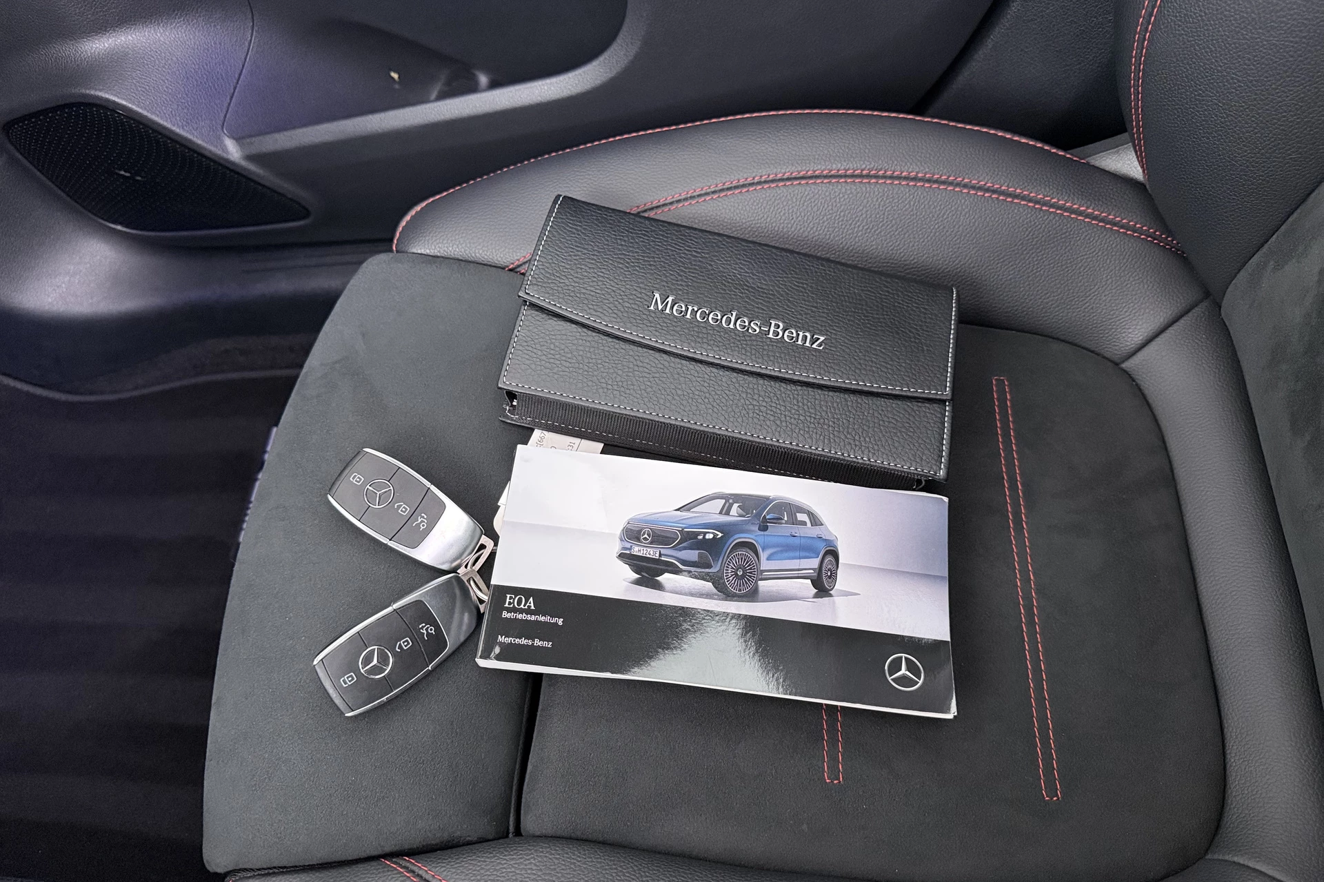 Hoofdafbeelding Mercedes-Benz EQA