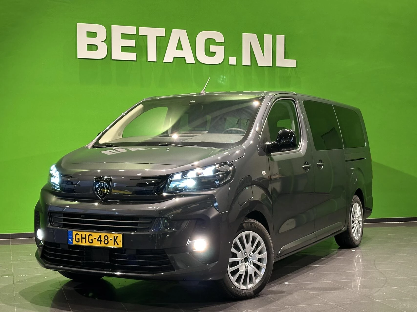 Hoofdafbeelding Peugeot e-Traveller