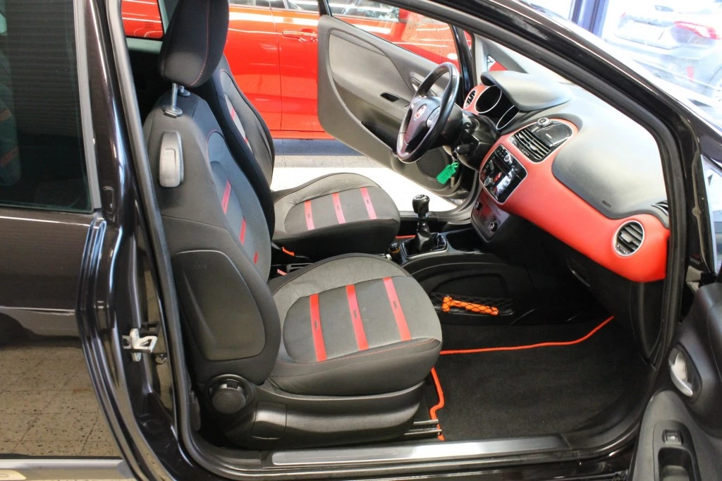 Hoofdafbeelding Fiat Punto