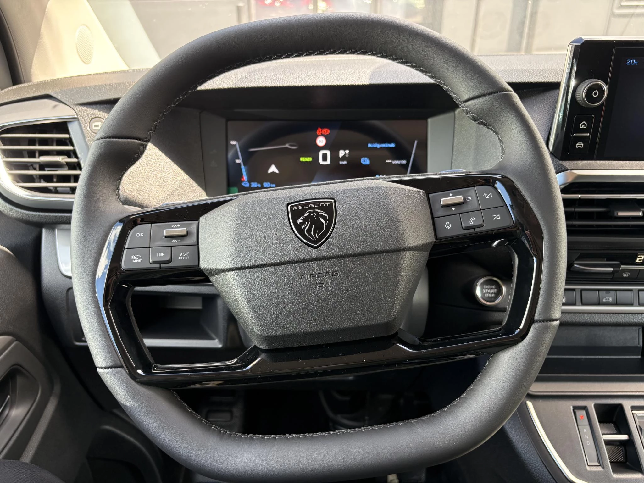 Hoofdafbeelding Peugeot e-Expert