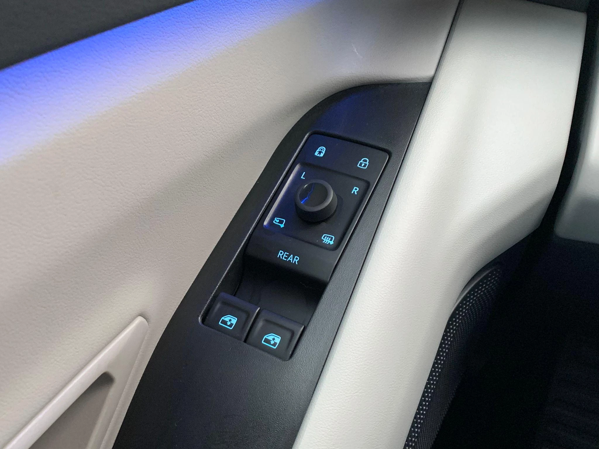 Hoofdafbeelding Ford Explorer