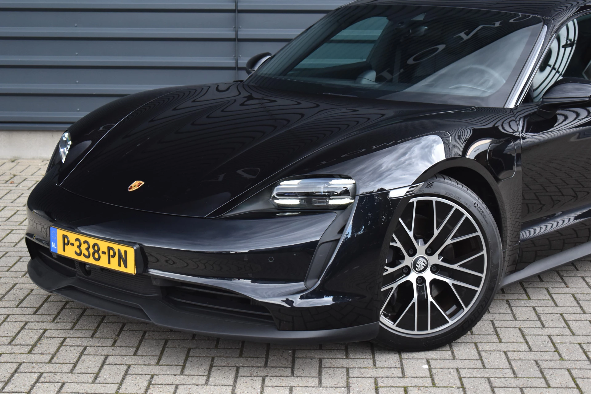 Hoofdafbeelding Porsche Taycan