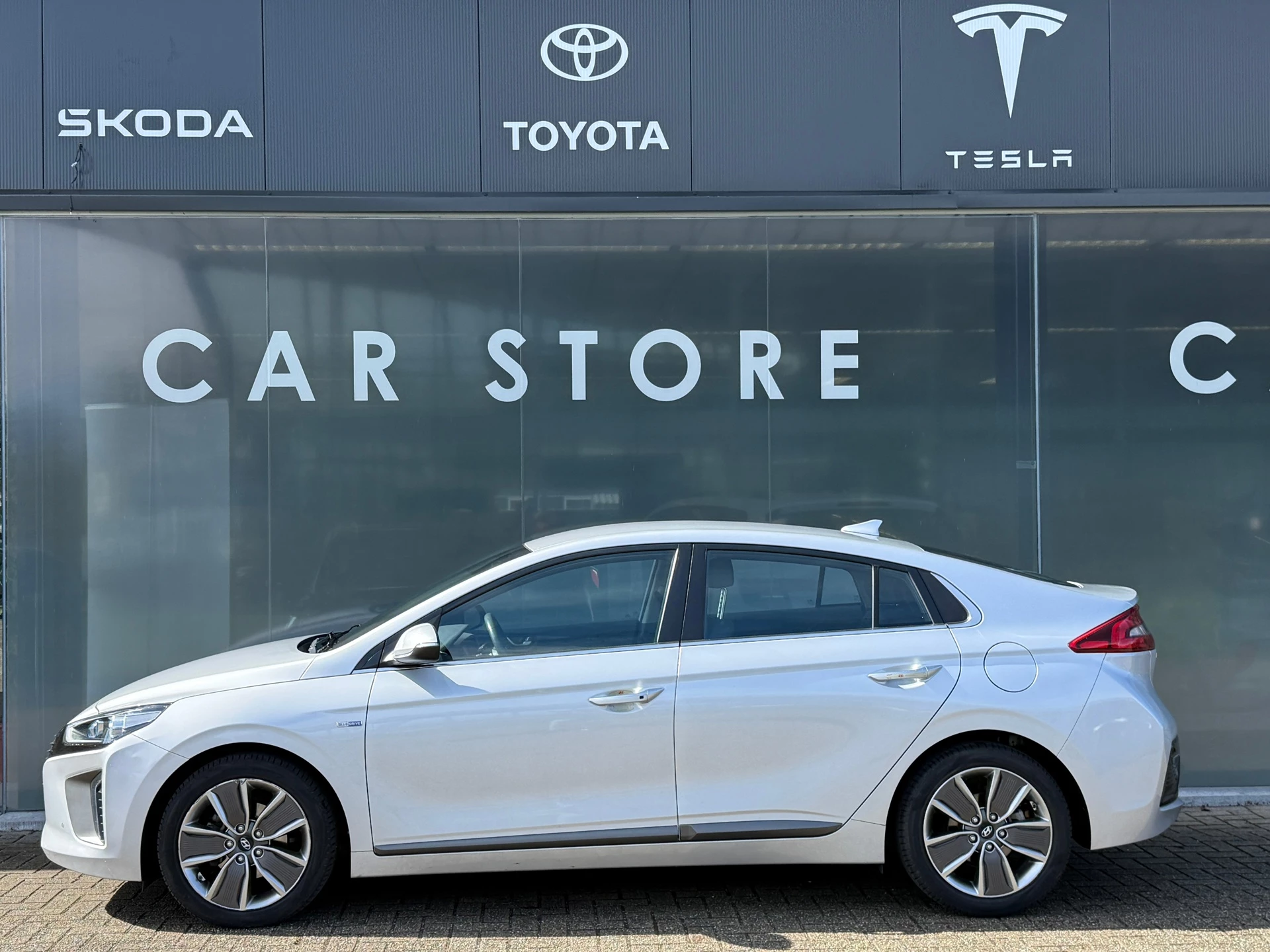 Hoofdafbeelding Hyundai IONIQ