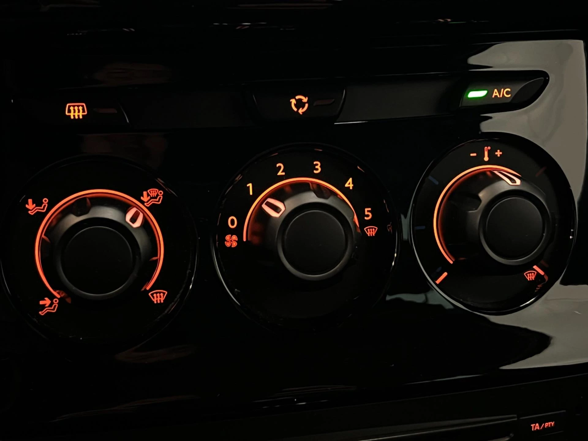 Hoofdafbeelding DS DS 3