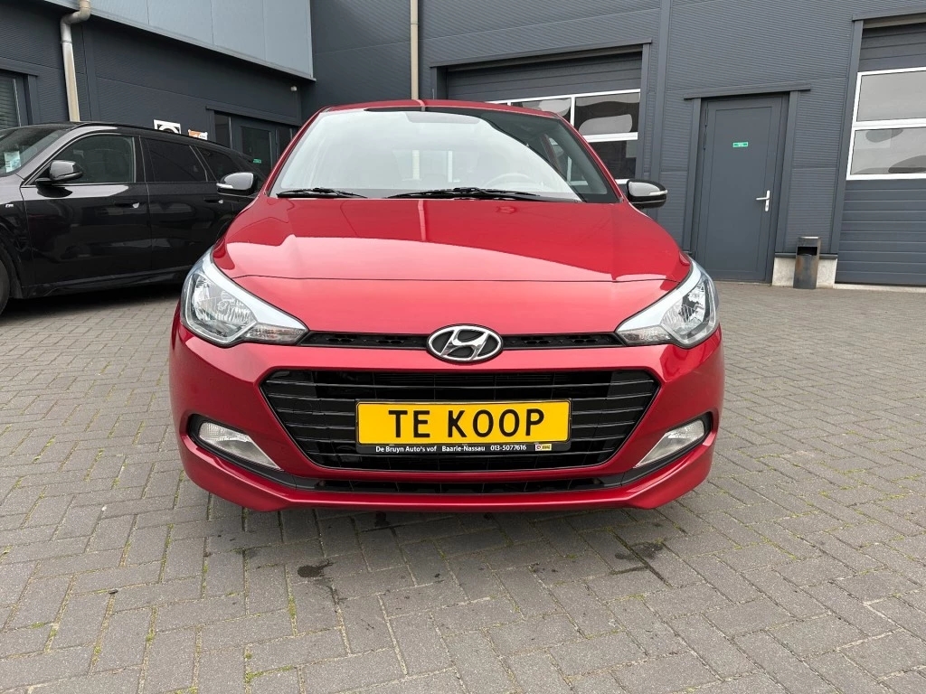 Hoofdafbeelding Hyundai i20