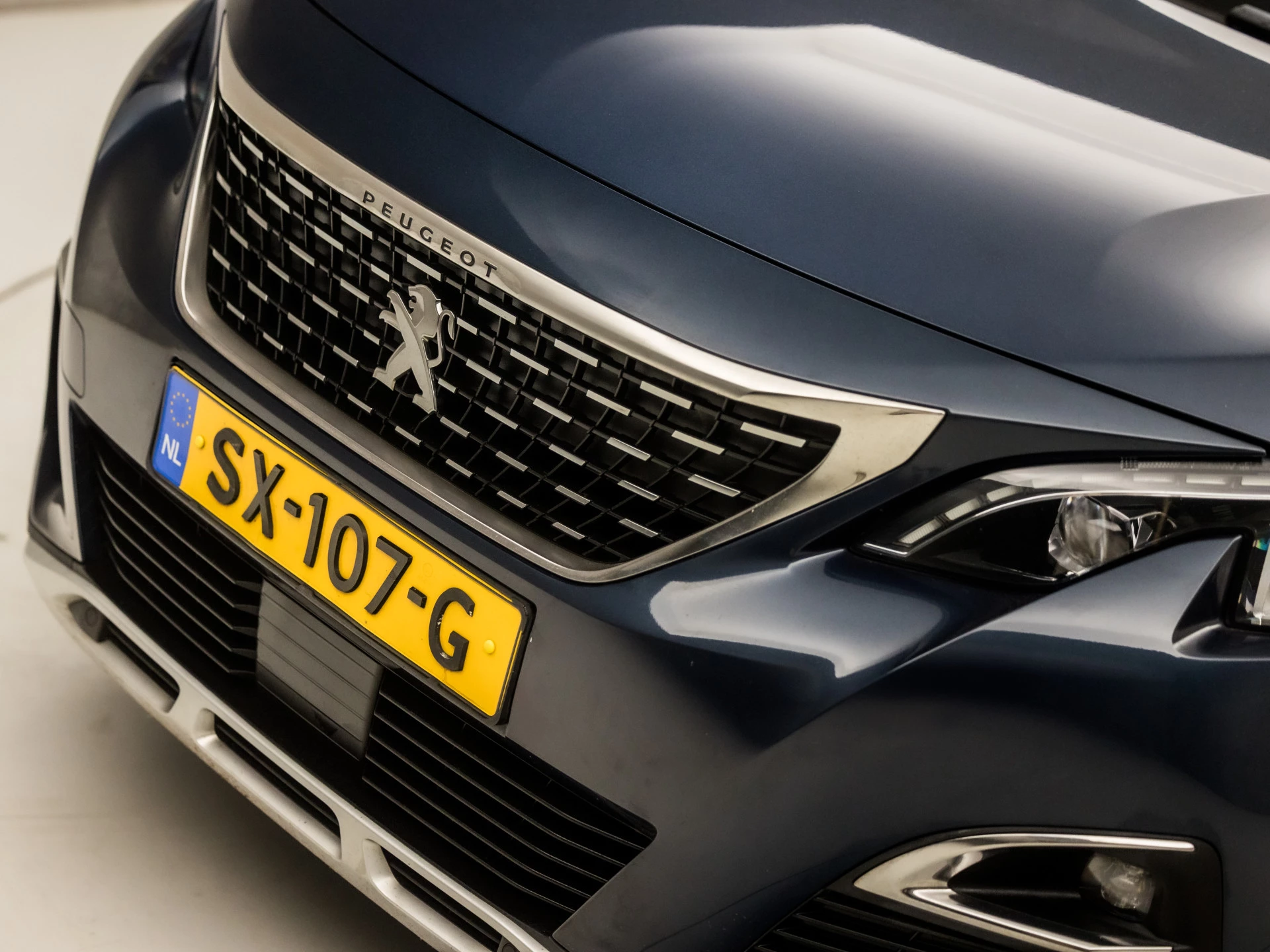 Hoofdafbeelding Peugeot 5008