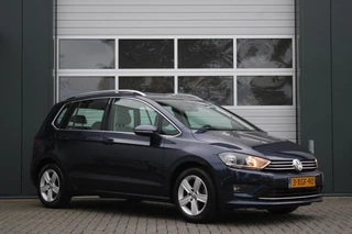 Hoofdafbeelding Volkswagen Golf Sportsvan Volkswagen Golf Sportsvan 1.4 TSI Highline DSG 125pk Camera/Dodehoek/Clima/Cruise/Navi/Bluetooth/RadioCD/16"LM/Trekhaak/Dealer