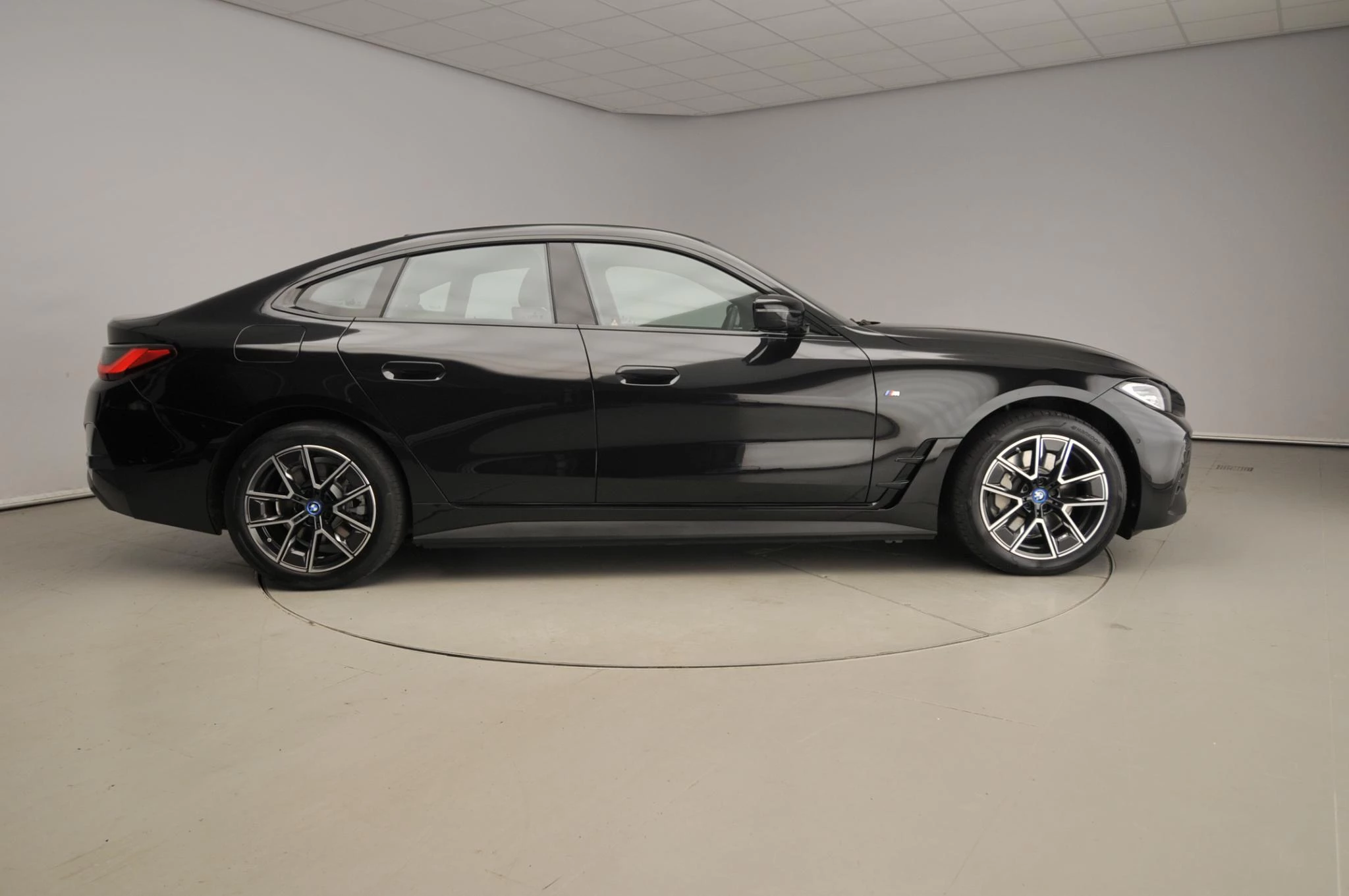 Hoofdafbeelding BMW i4