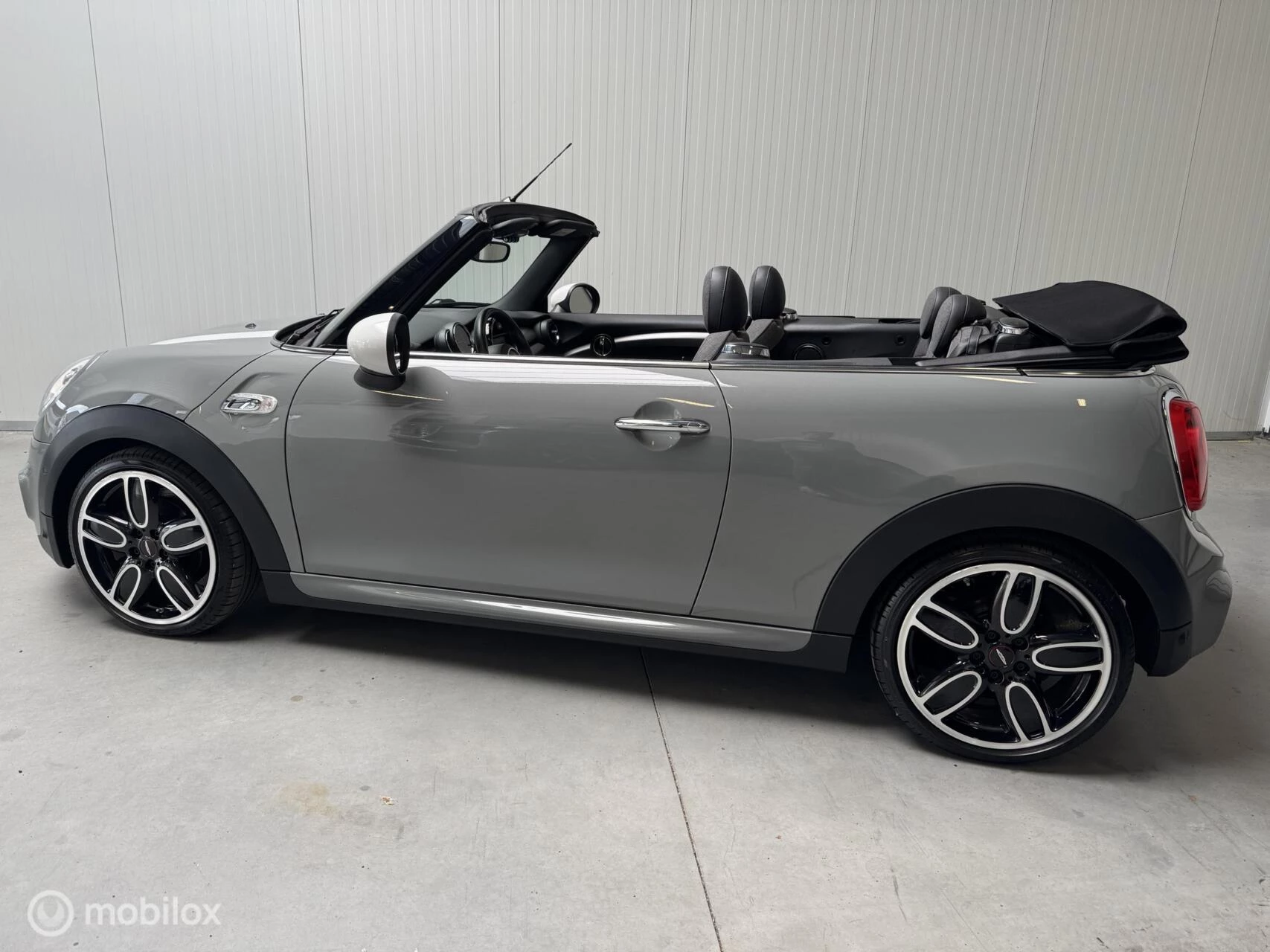 Hoofdafbeelding MINI Cooper S Cabrio