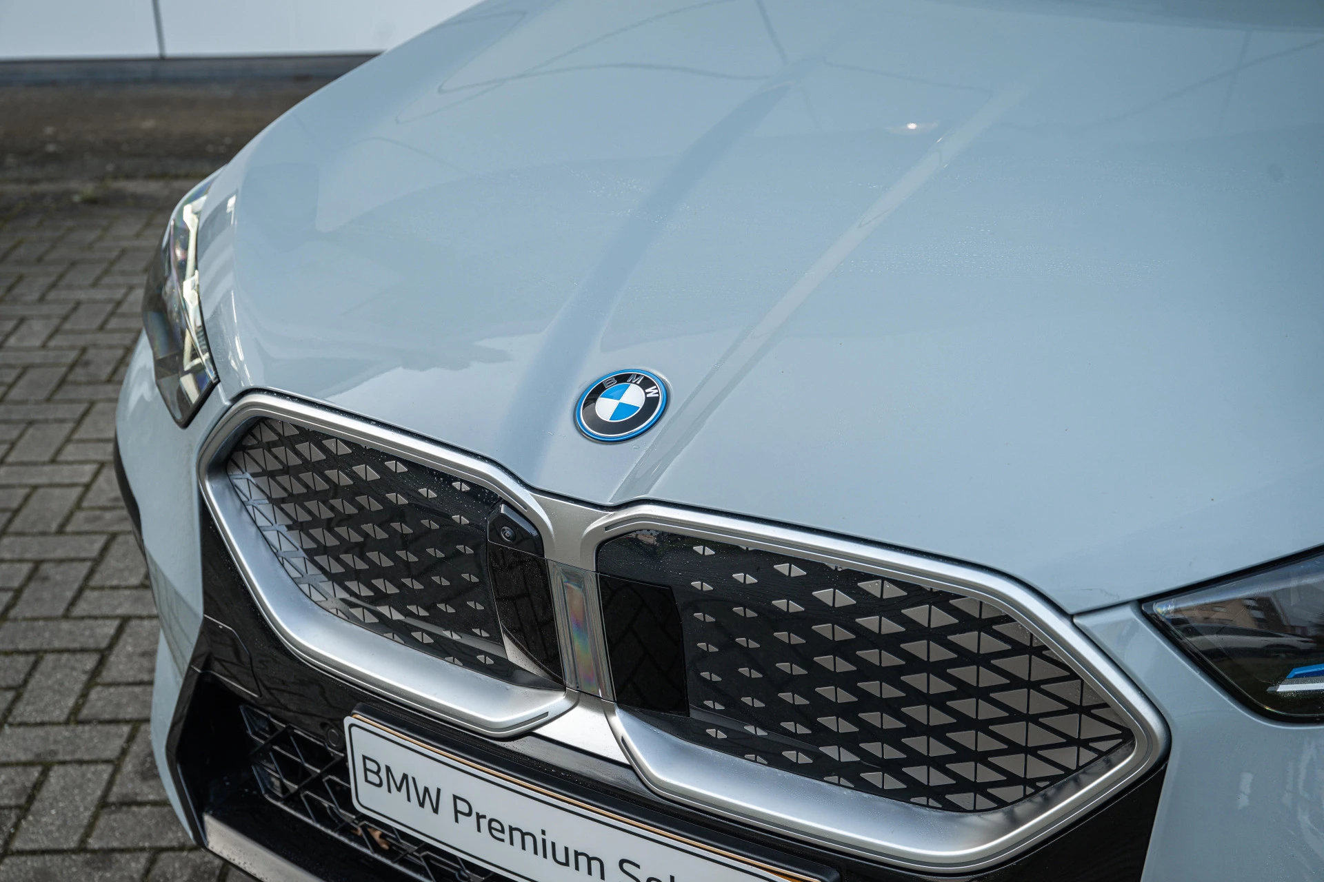 Hoofdafbeelding BMW iX2