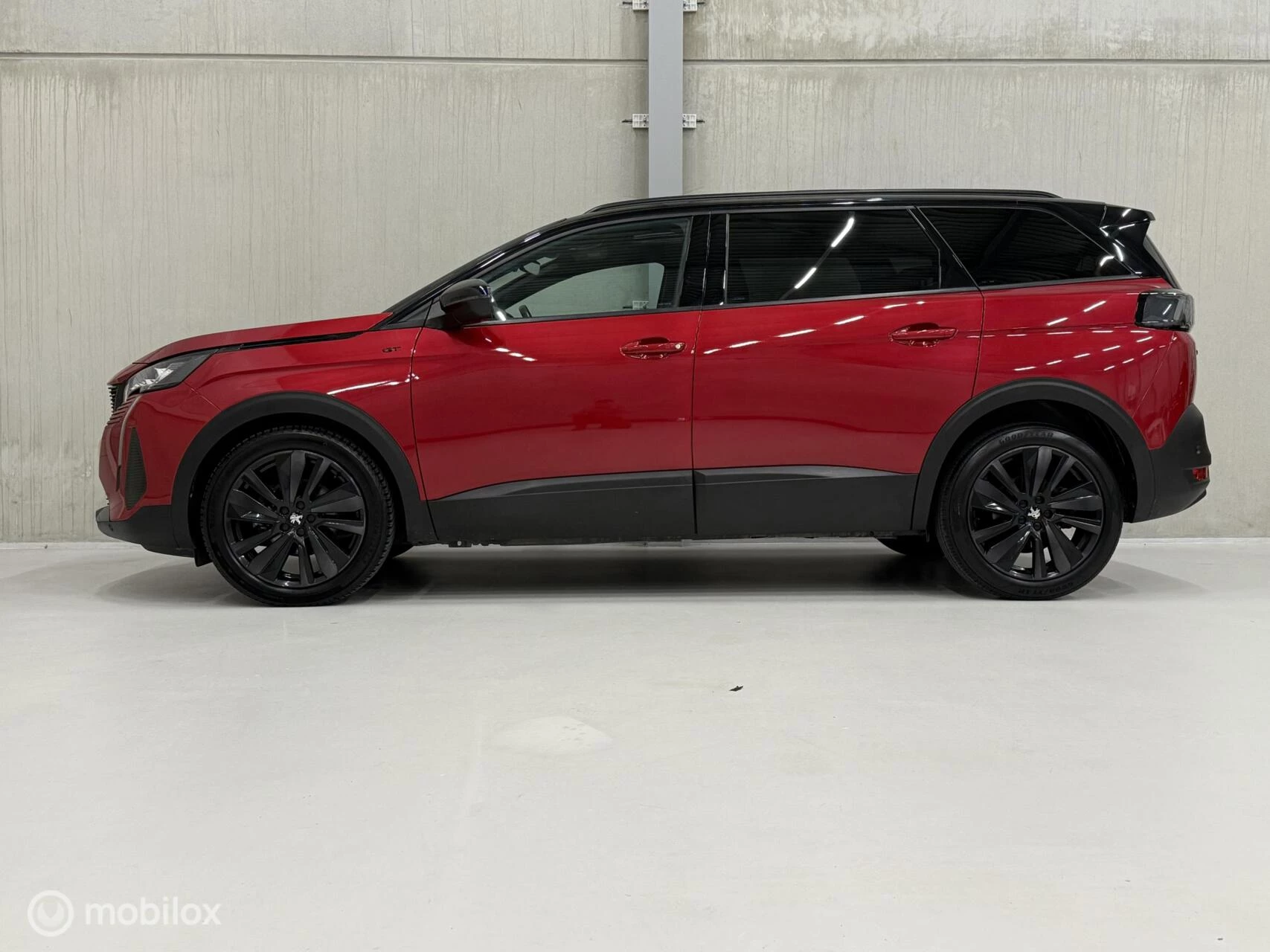 Hoofdafbeelding Peugeot 5008