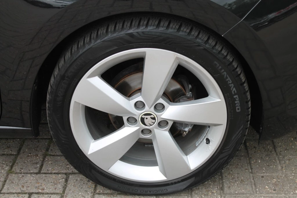 Hoofdafbeelding Škoda Rapid