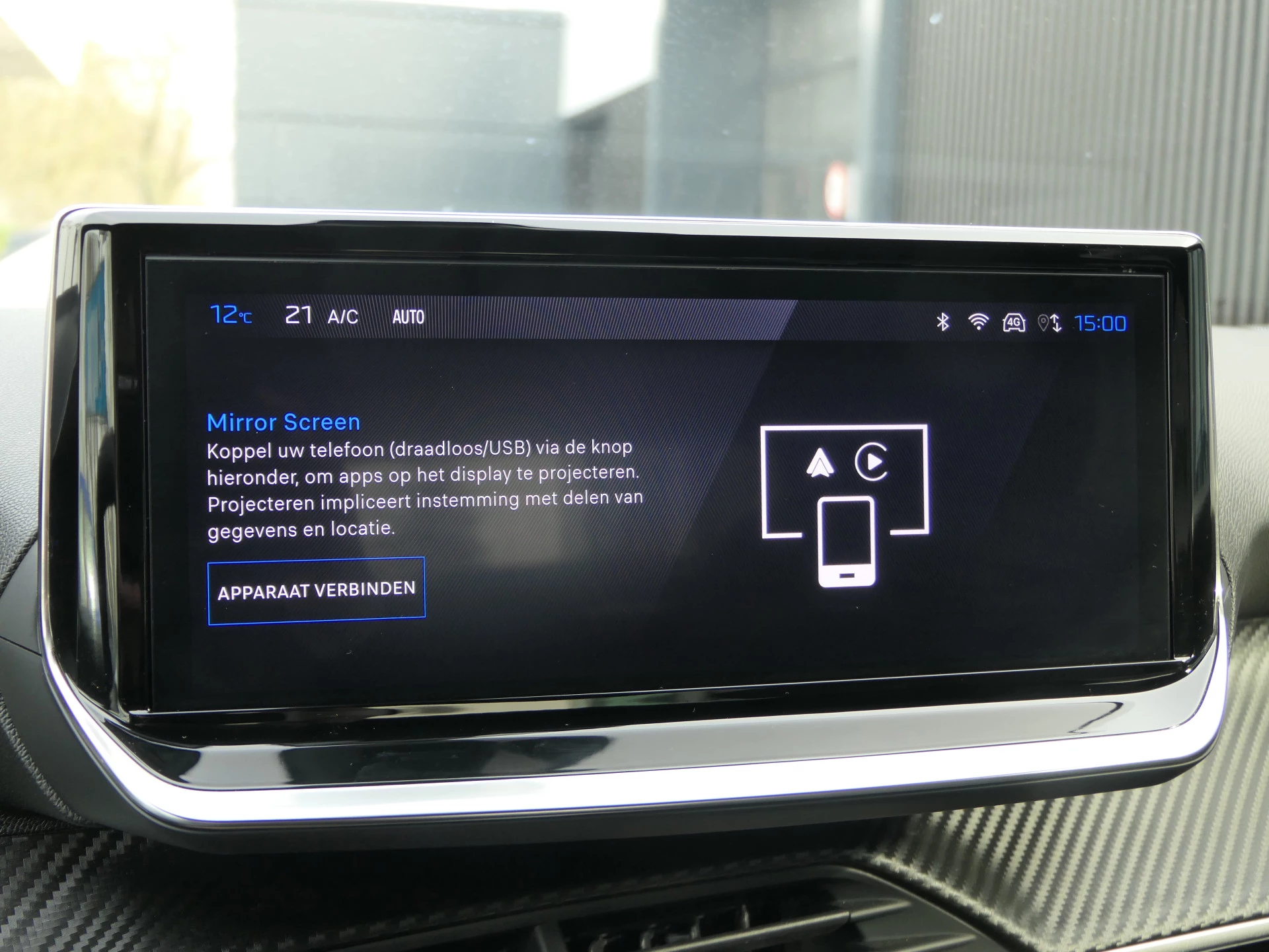 Hoofdafbeelding Peugeot e-2008