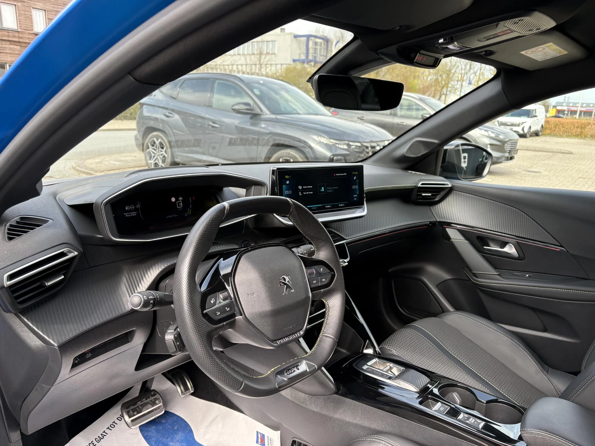 Hoofdafbeelding Peugeot e-208