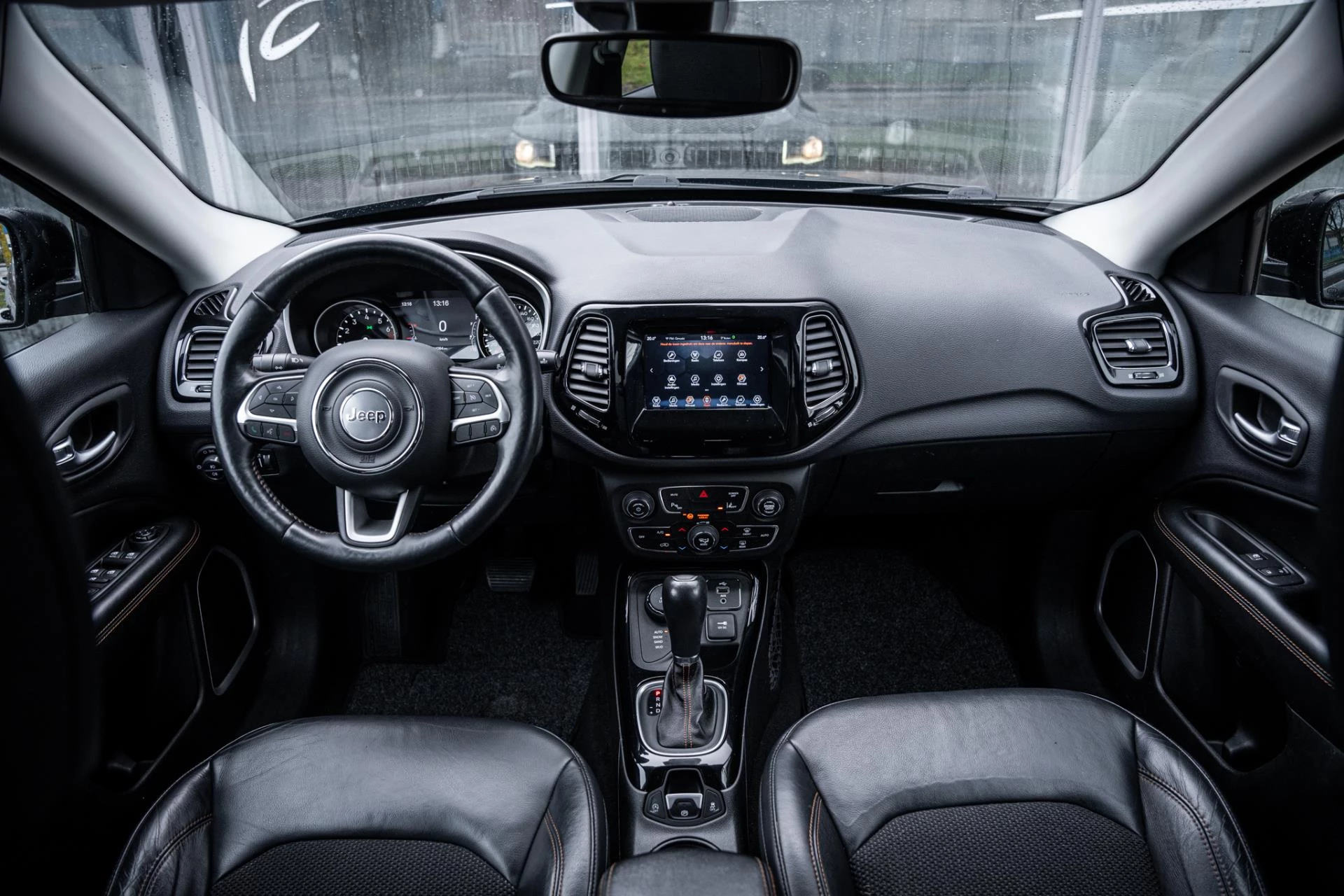 Hoofdafbeelding Jeep Compass