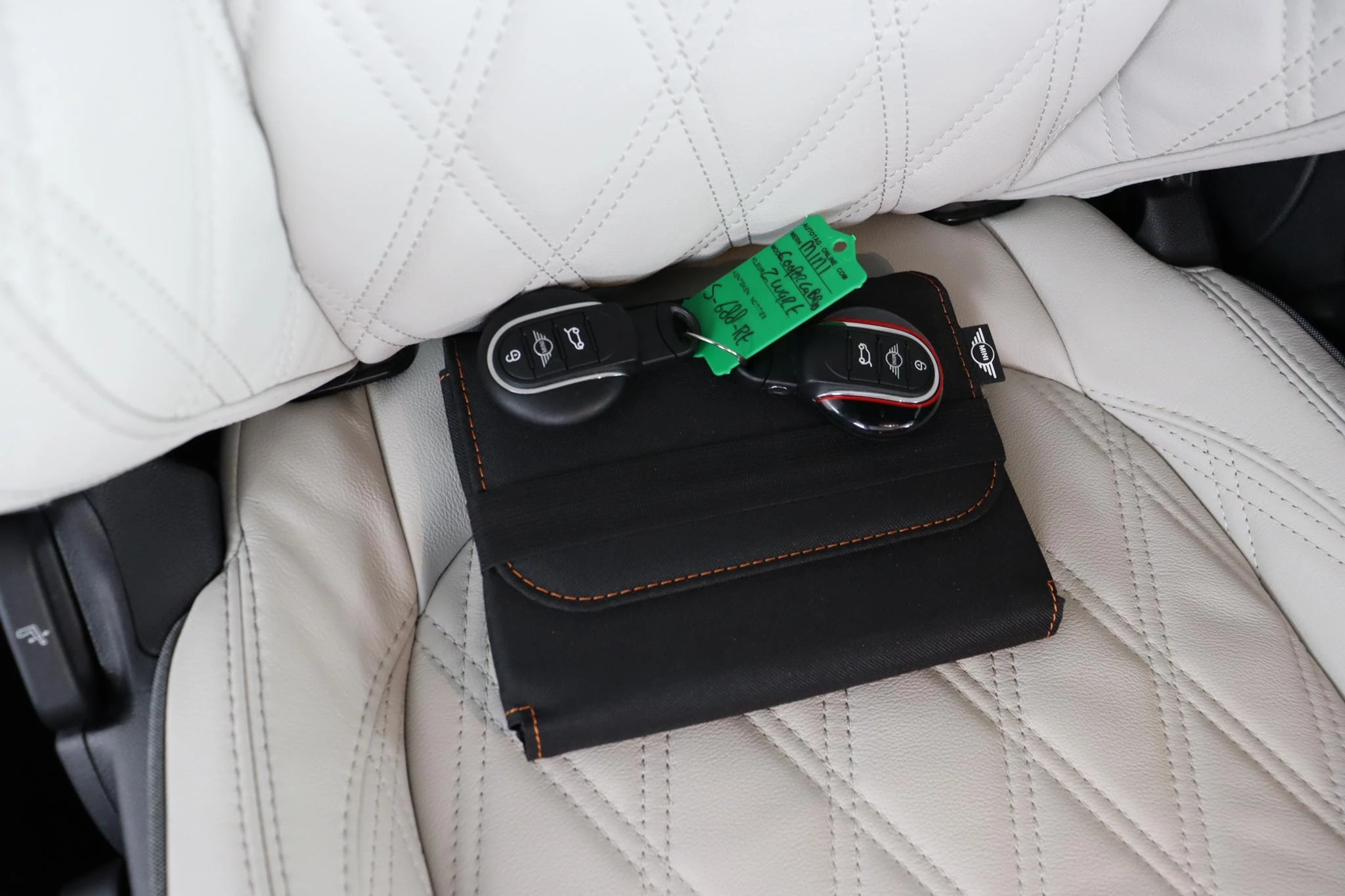 Hoofdafbeelding MINI Cooper Cabrio