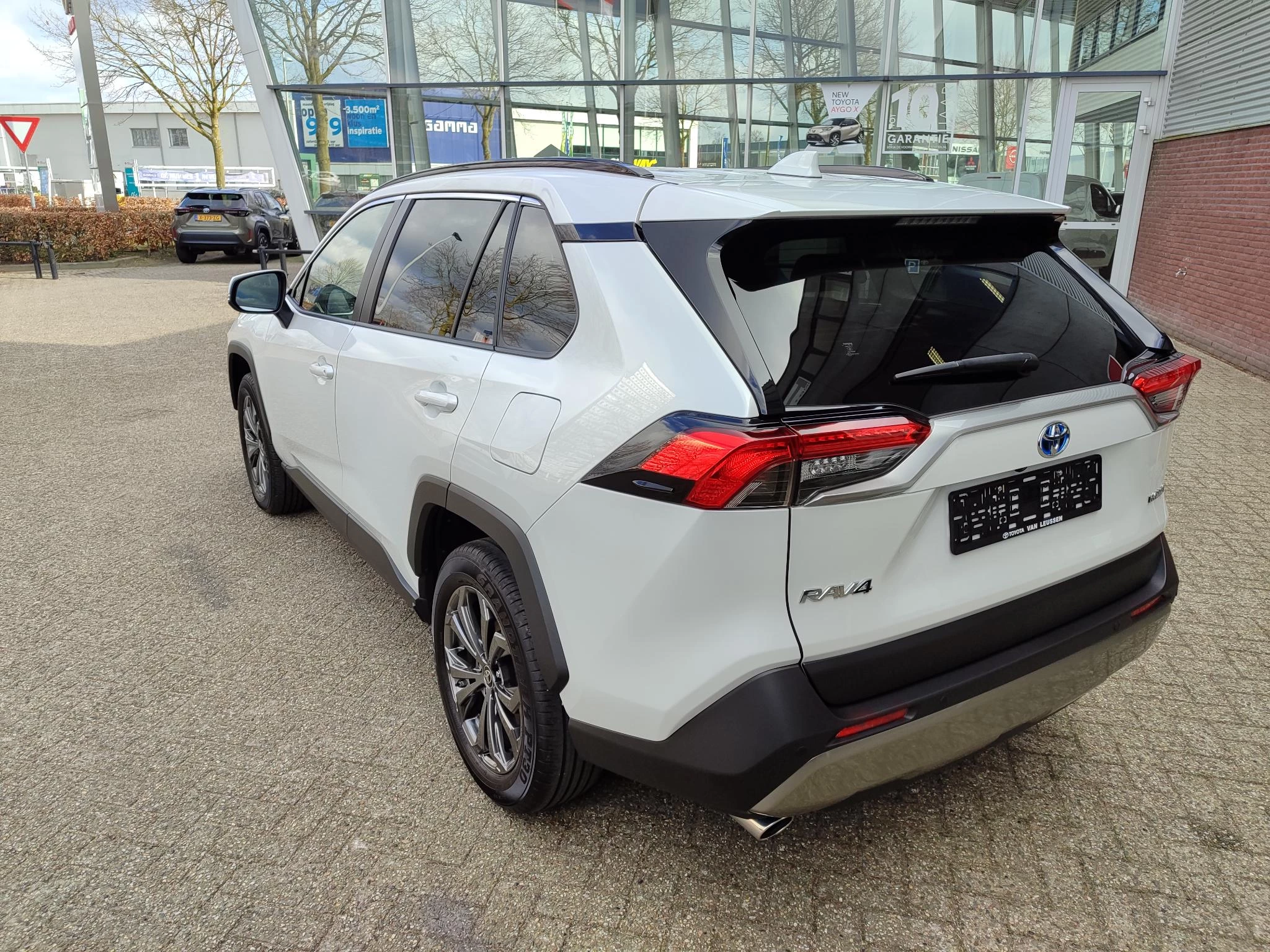 Hoofdafbeelding Toyota RAV4