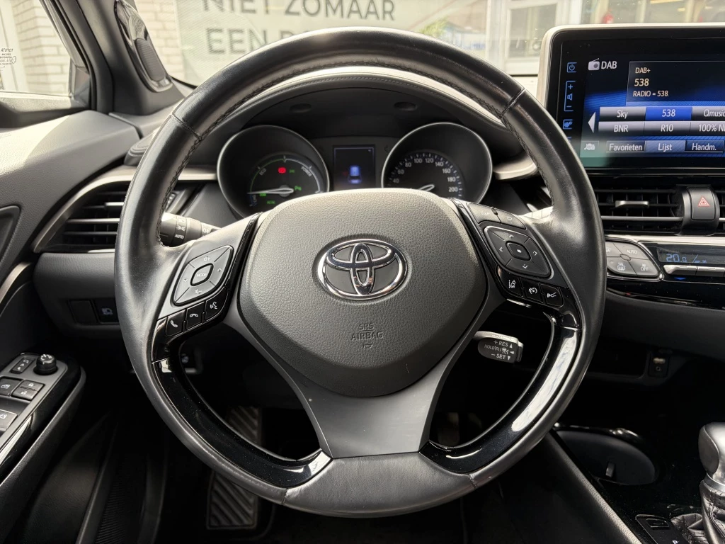 Hoofdafbeelding Toyota C-HR