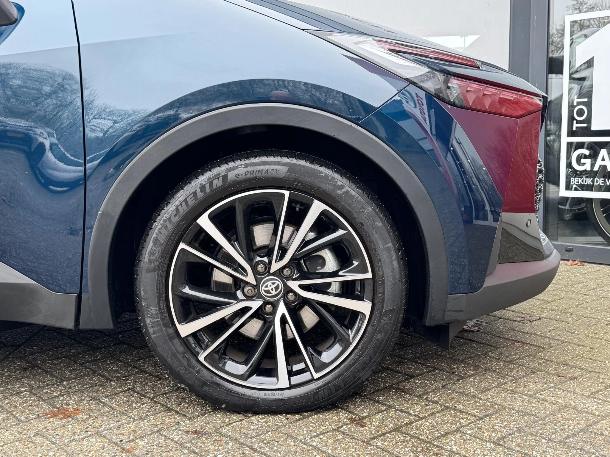 Hoofdafbeelding Toyota C-HR