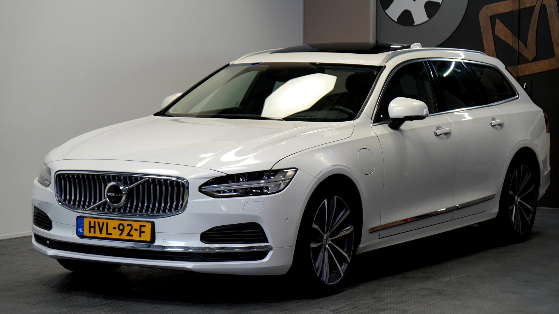 Hoofdafbeelding Volvo V90