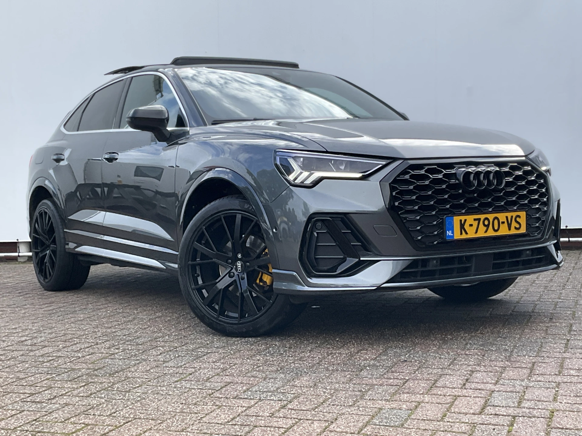 Hoofdafbeelding Audi Q3