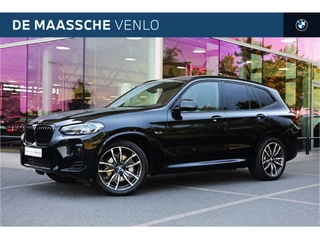 BMW X3 xDrive30e High Executive M Sport Automaat / Panoramadak / Trekhaak / Laserlight / Sportstoelen / Parking Assistant Plus / Head-Up / Comfort Access