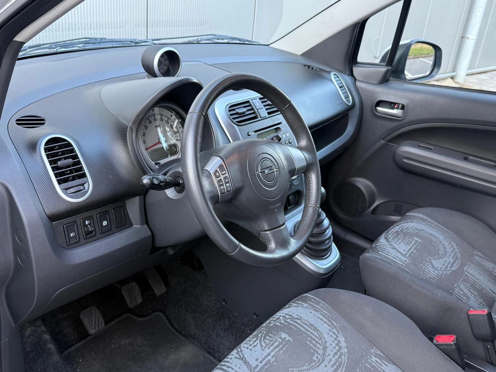 Hoofdafbeelding Opel Agila