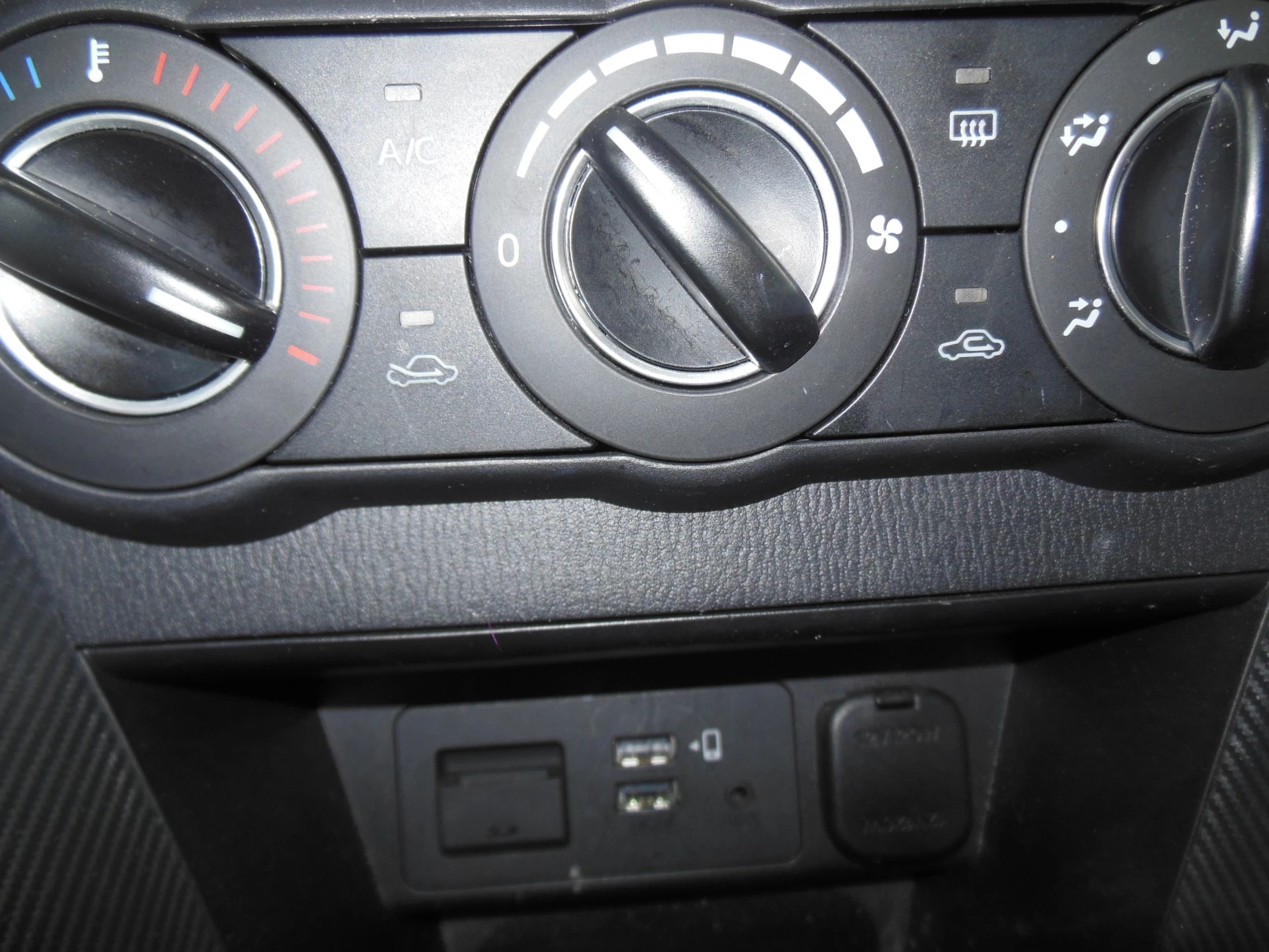 Hoofdafbeelding Mazda 2