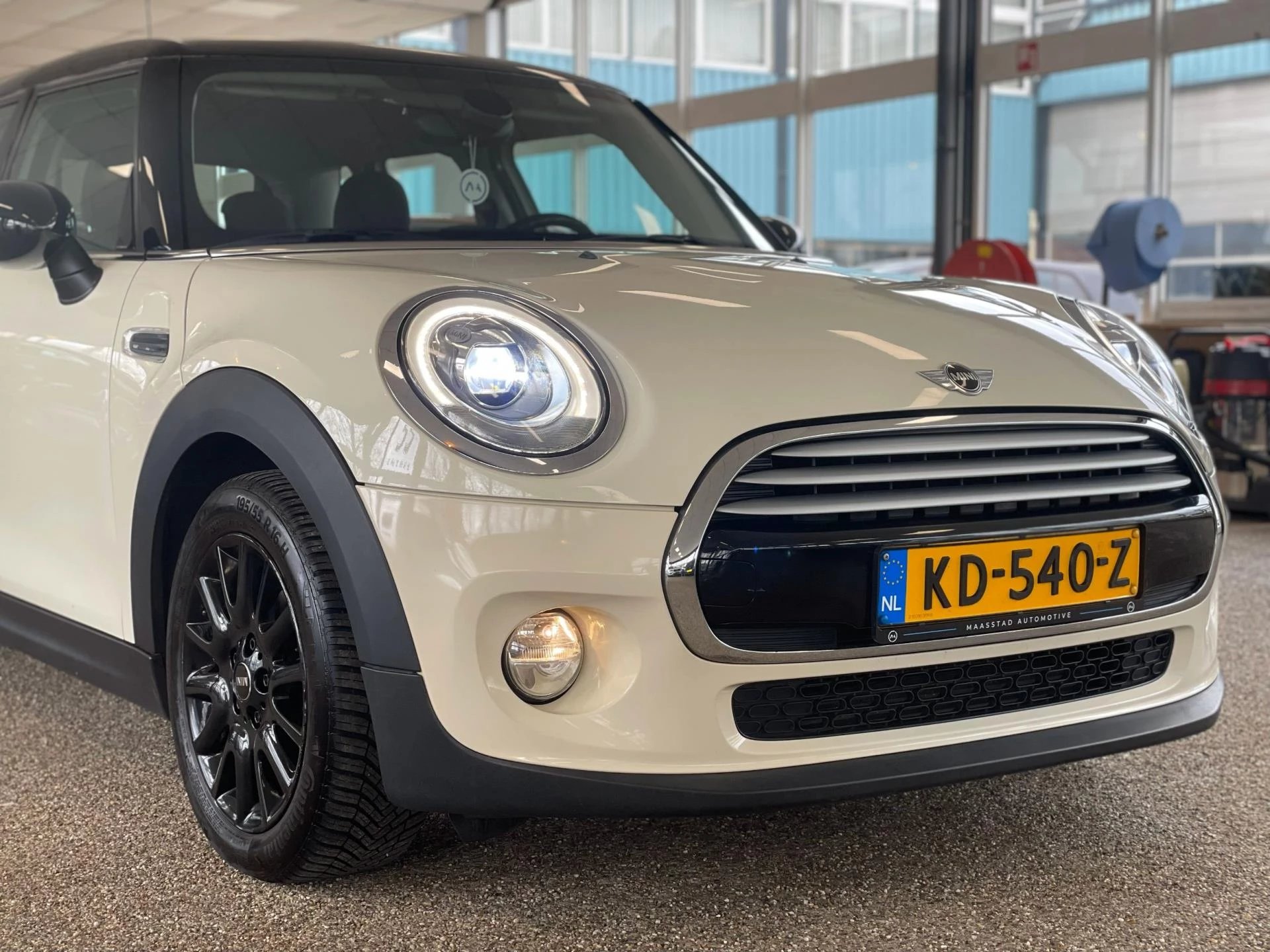 Hoofdafbeelding MINI Cooper