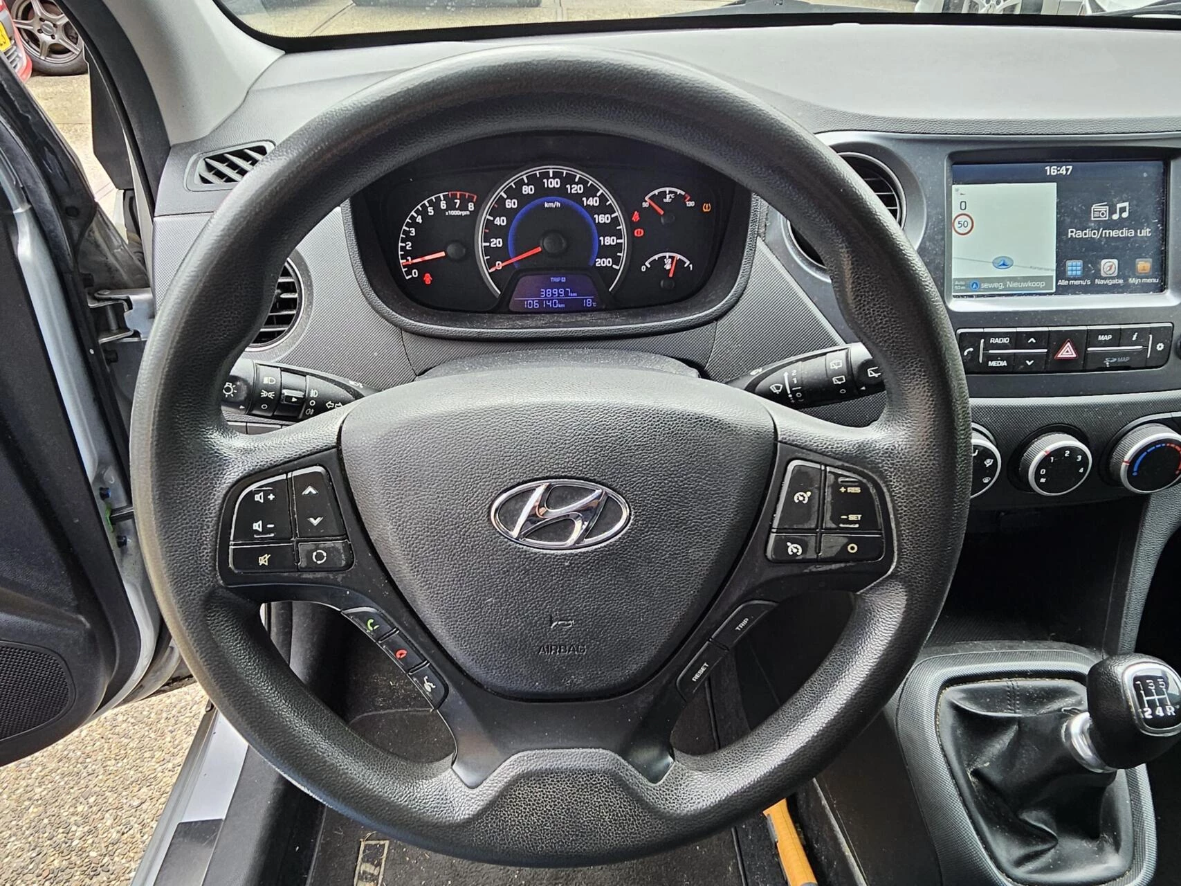 Hoofdafbeelding Hyundai i10