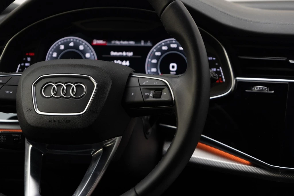 Hoofdafbeelding Audi Q8