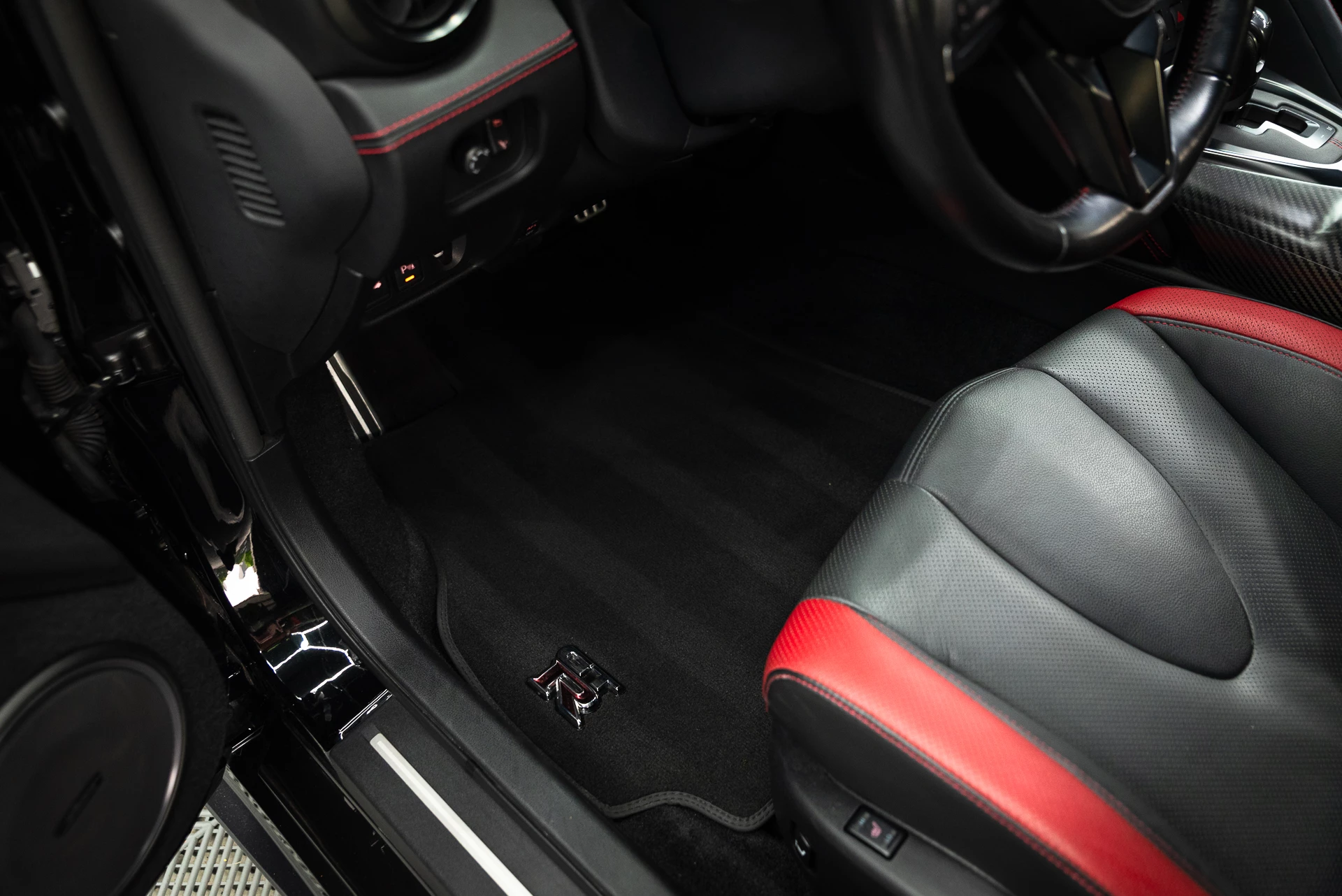 Hoofdafbeelding Nissan GT-R