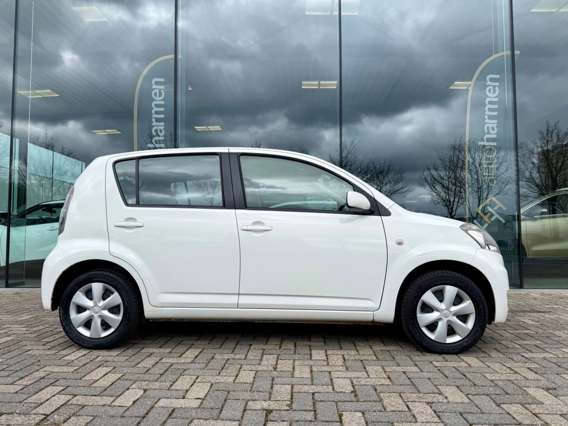 Hoofdafbeelding Daihatsu Sirion