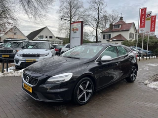 Volvo V40 2.0 T4 BUSINESS SPORT 190PK / NAVI / TREKHAAK / LED / 17'' LMV