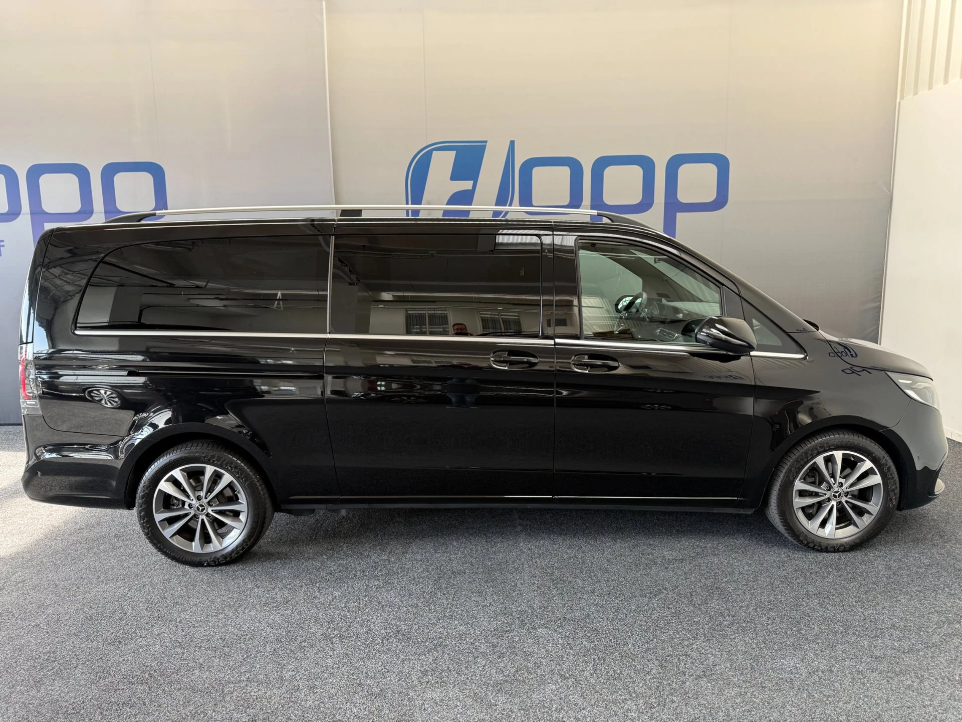 Hoofdafbeelding Mercedes-Benz 300