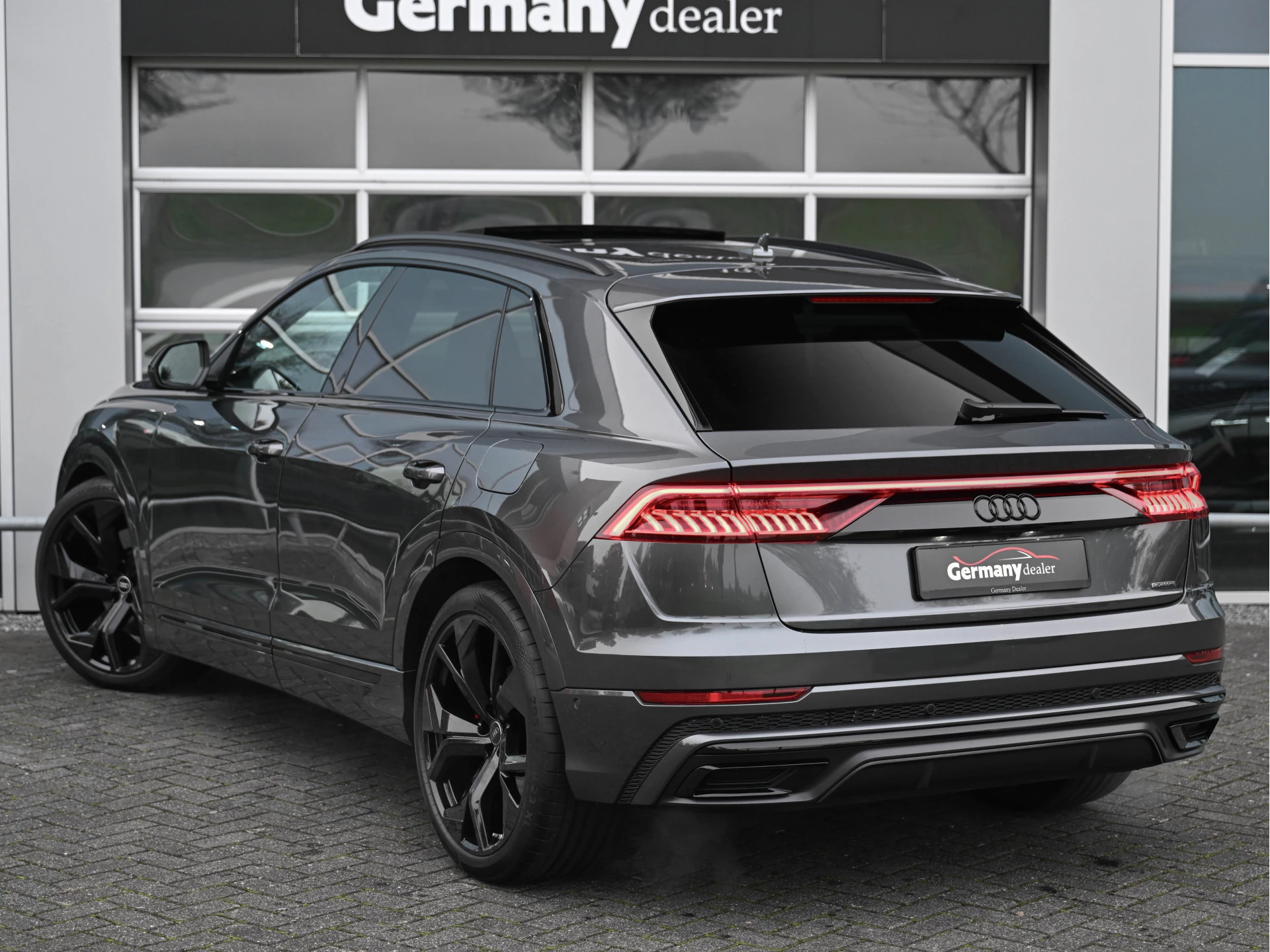 Hoofdafbeelding Audi Q8