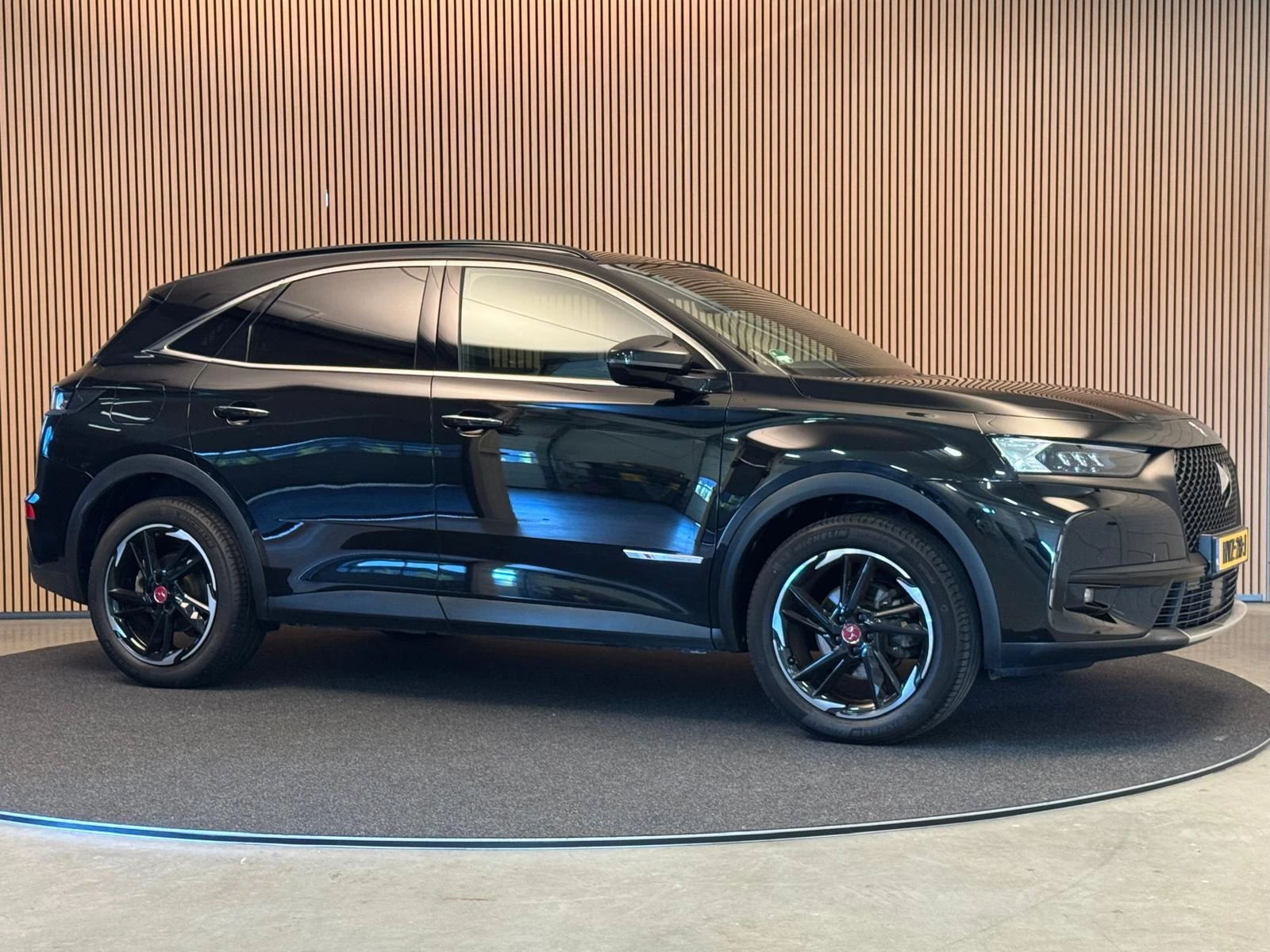 Hoofdafbeelding DS DS 7