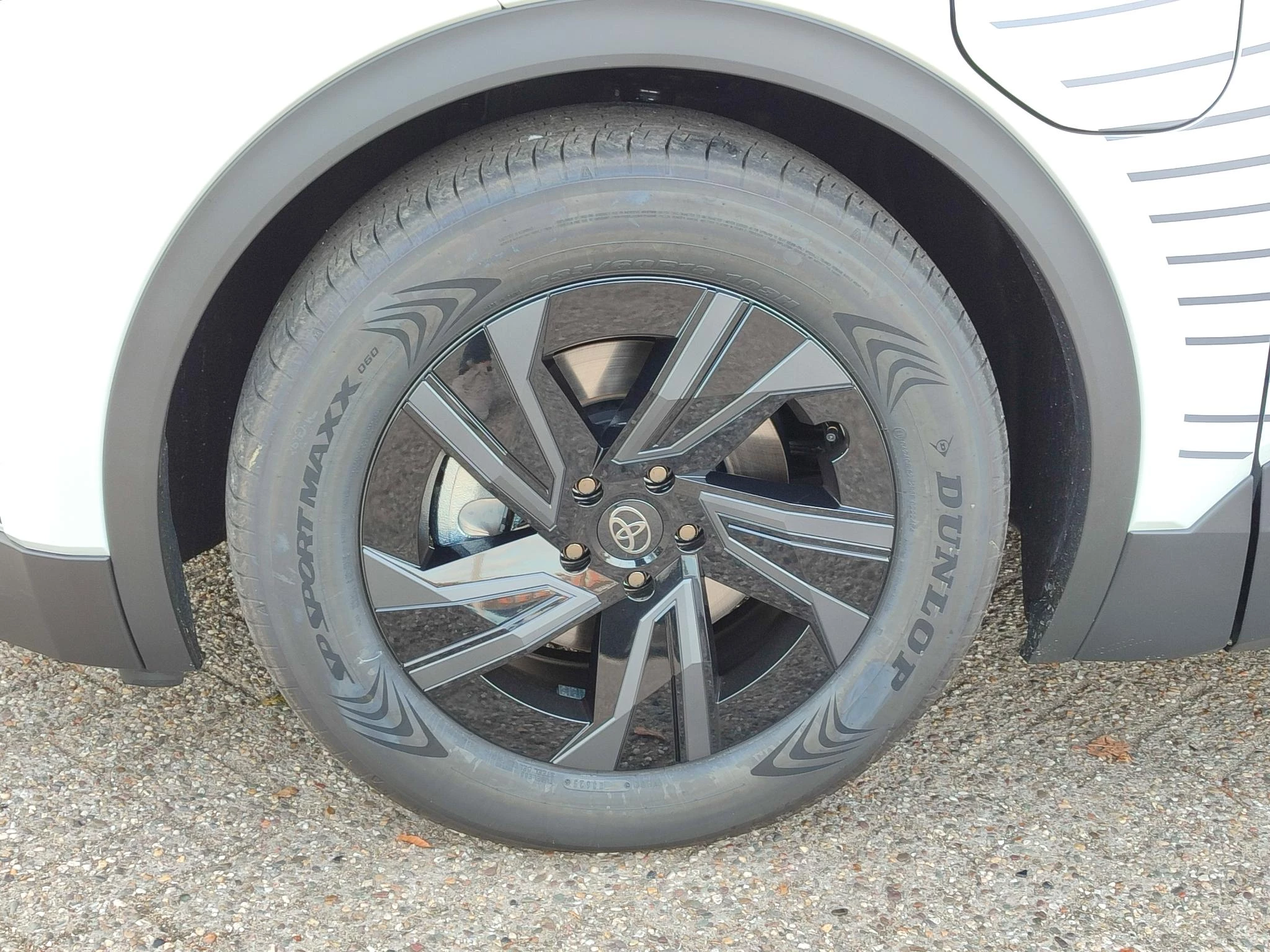 Hoofdafbeelding Toyota C-HR+