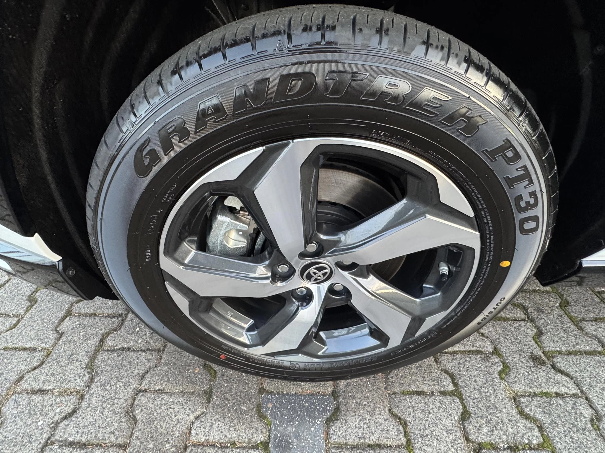 Hoofdafbeelding Toyota RAV4