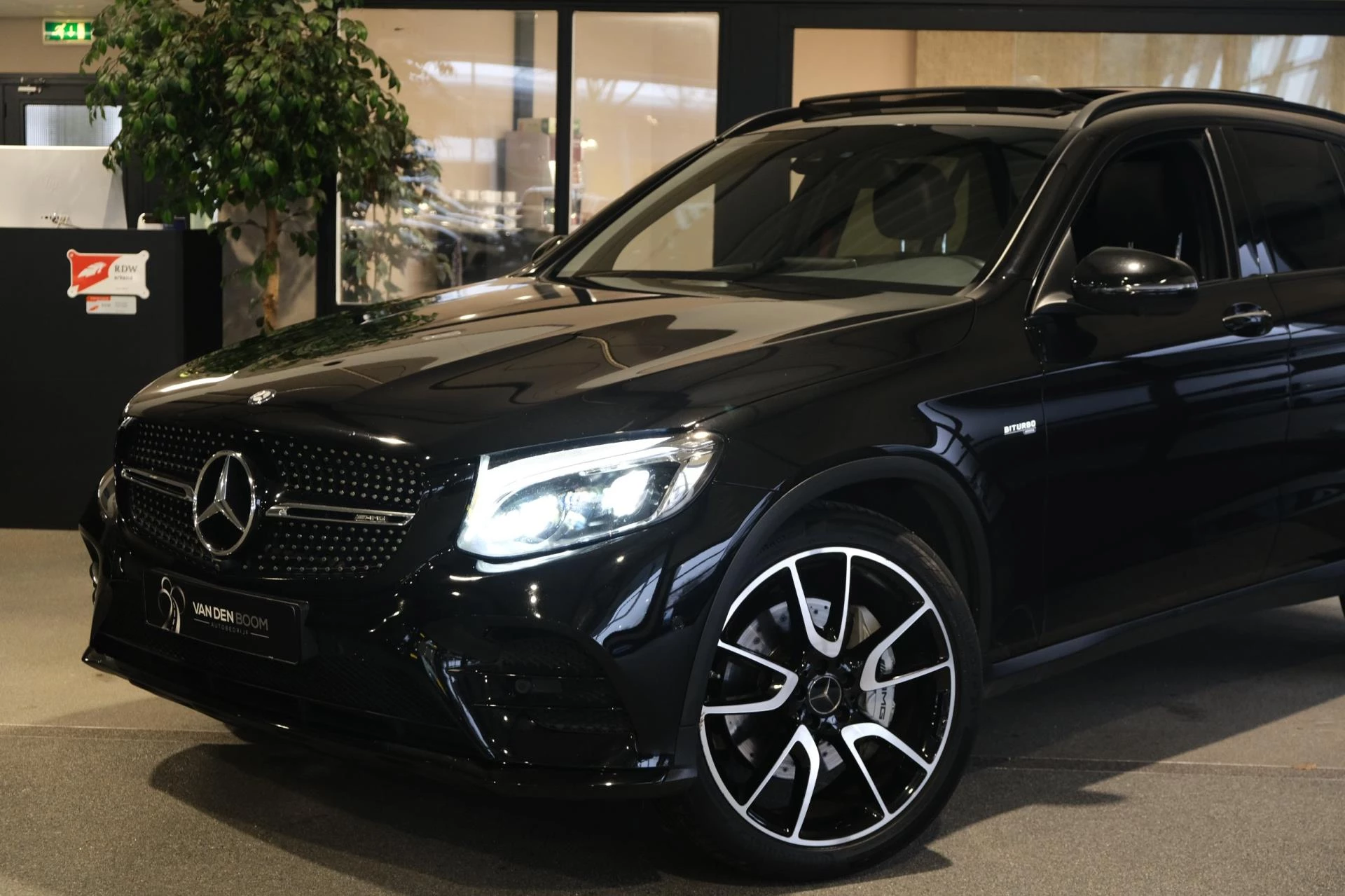 Hoofdafbeelding Mercedes-Benz GLC