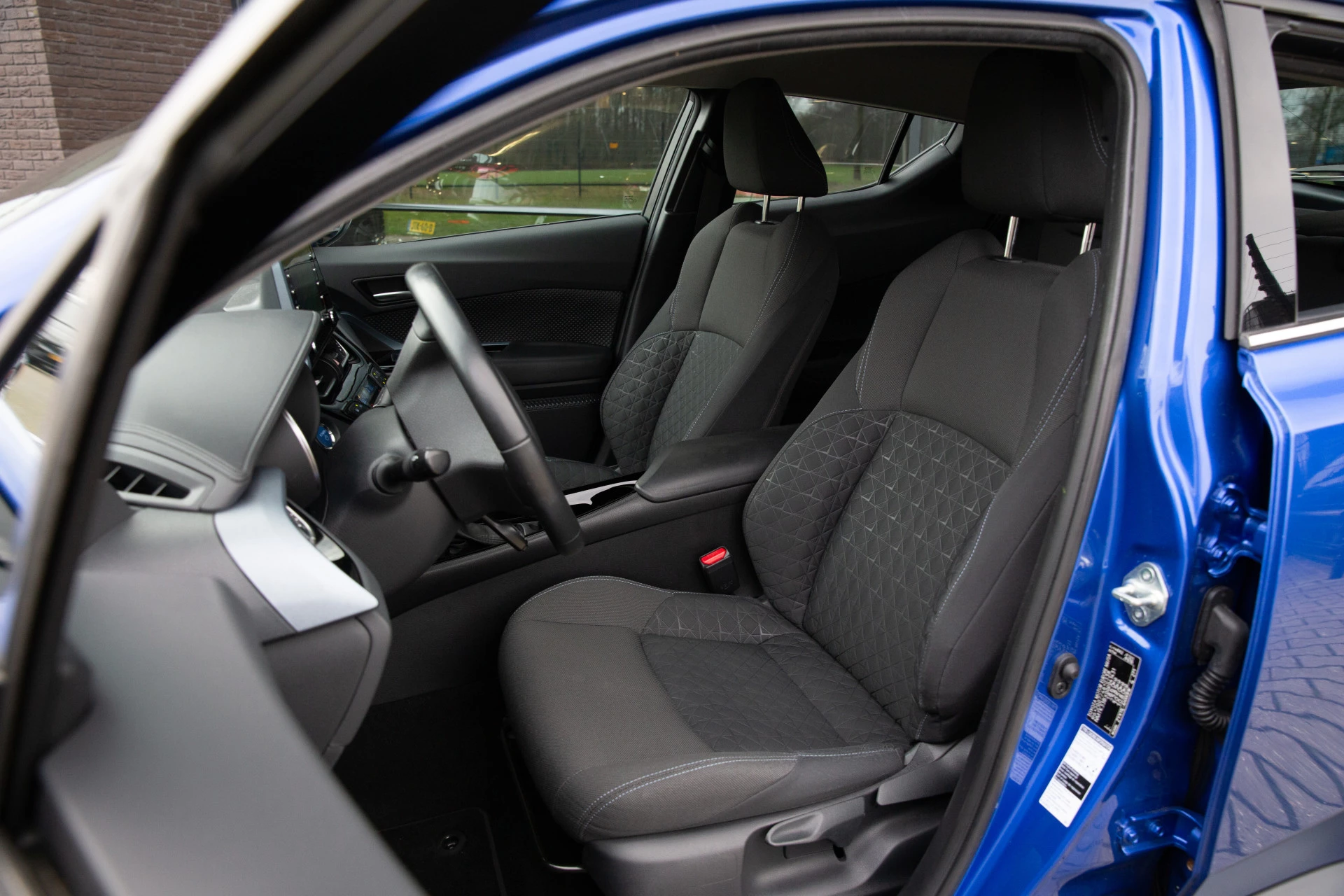 Hoofdafbeelding Toyota C-HR