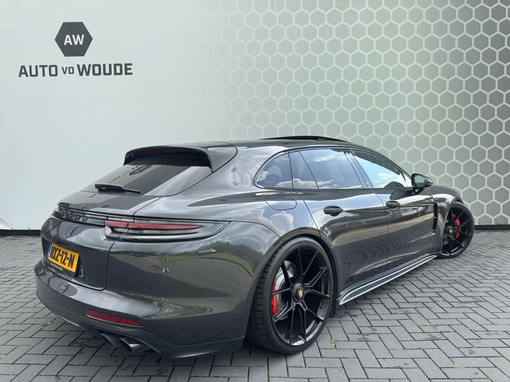 Hoofdafbeelding Porsche Panamera