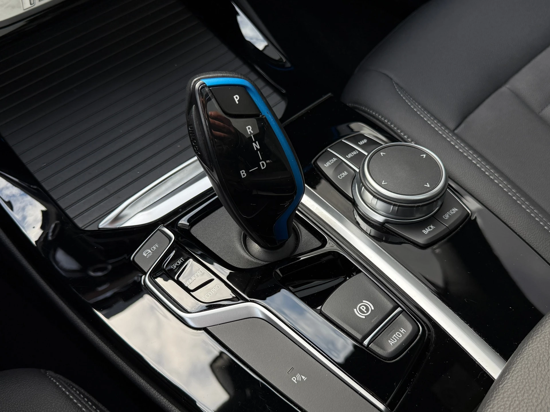 Hoofdafbeelding BMW iX3