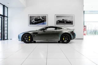 Hoofdafbeelding Aston Martin V8 Vantage Aston Martin V8 Vantage AMR ~Munsterhuis Sportscars~