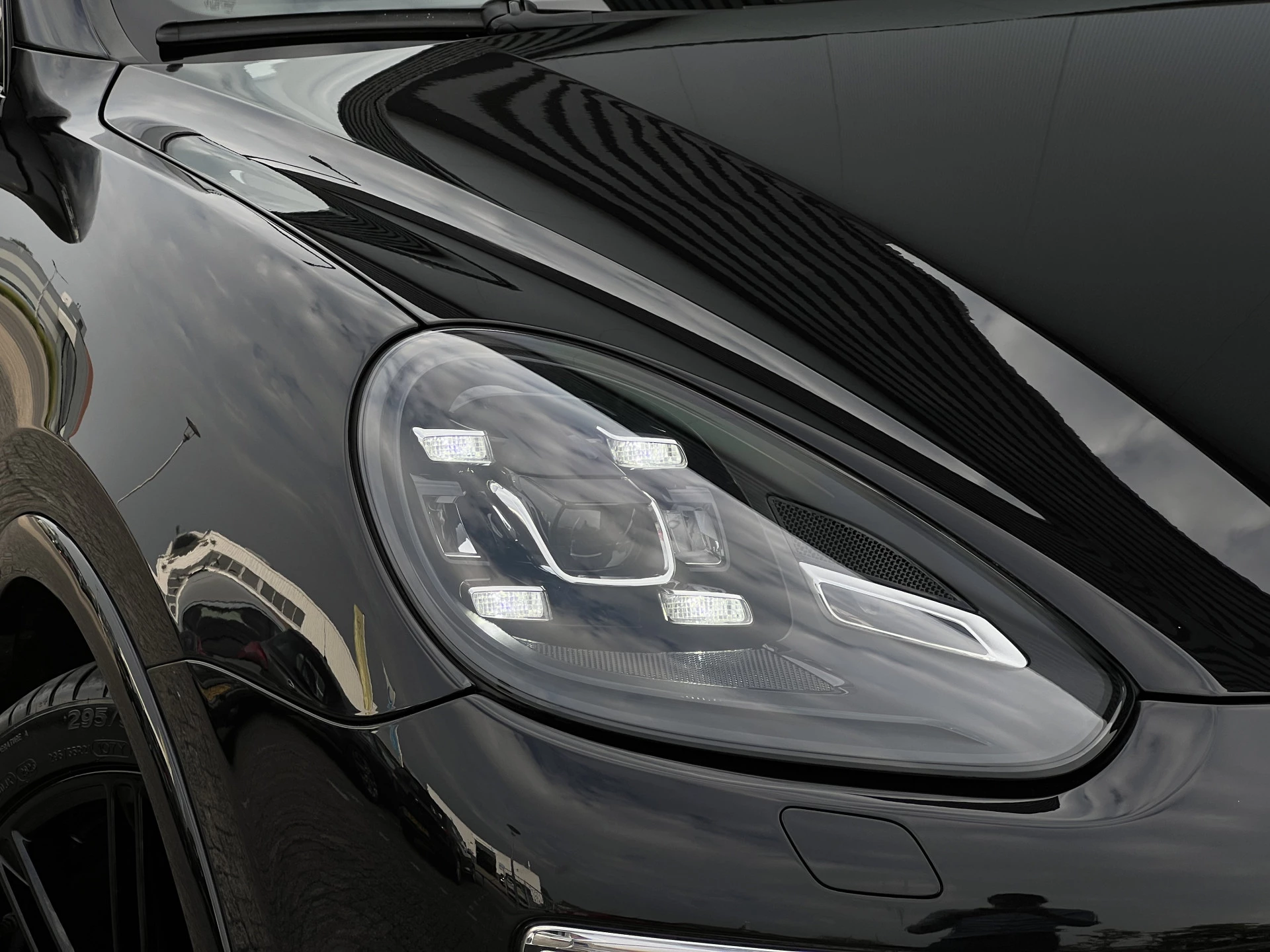 Hoofdafbeelding Porsche Cayenne