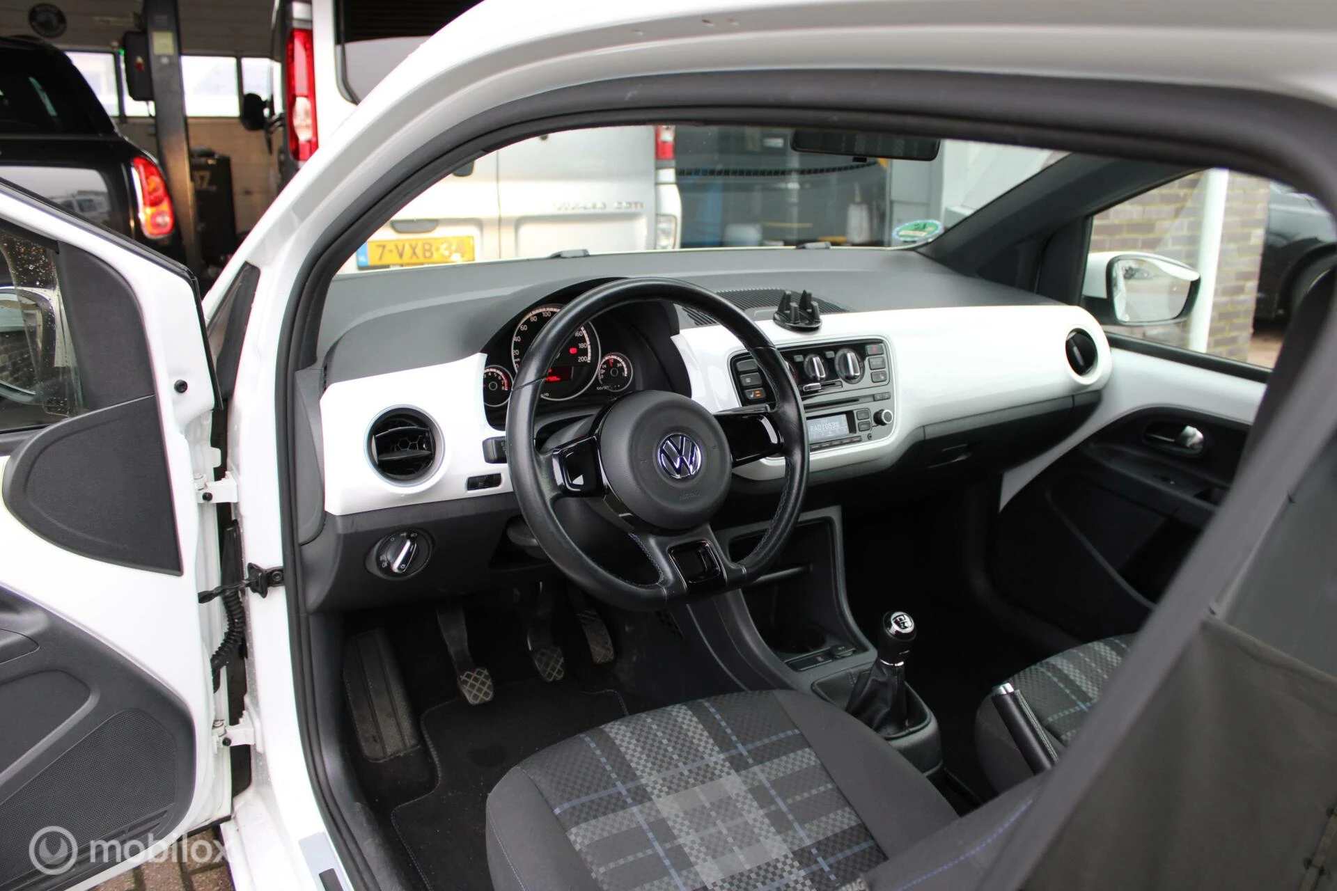 Hoofdafbeelding Volkswagen up!