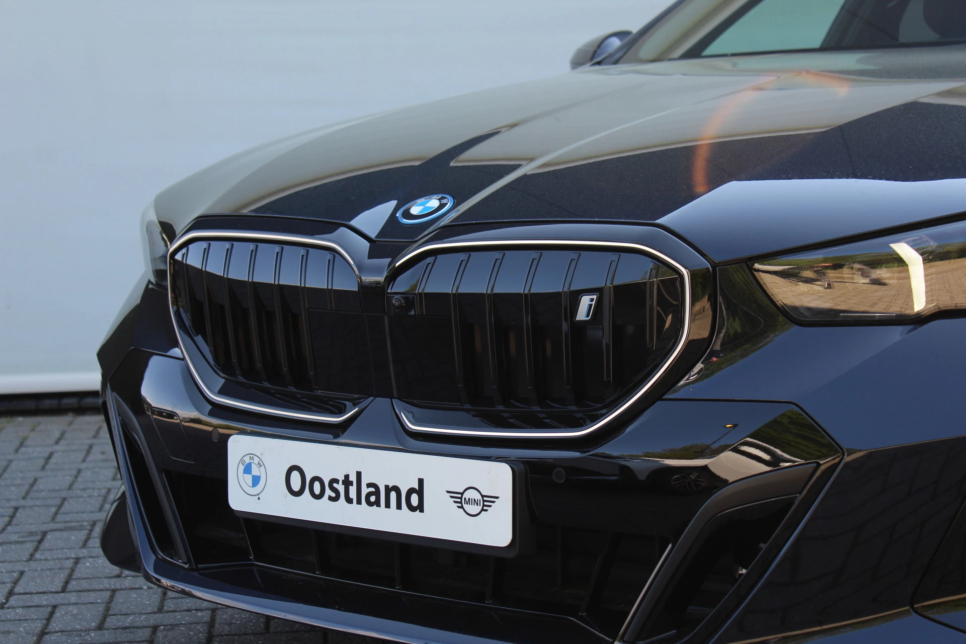 Hoofdafbeelding BMW i5