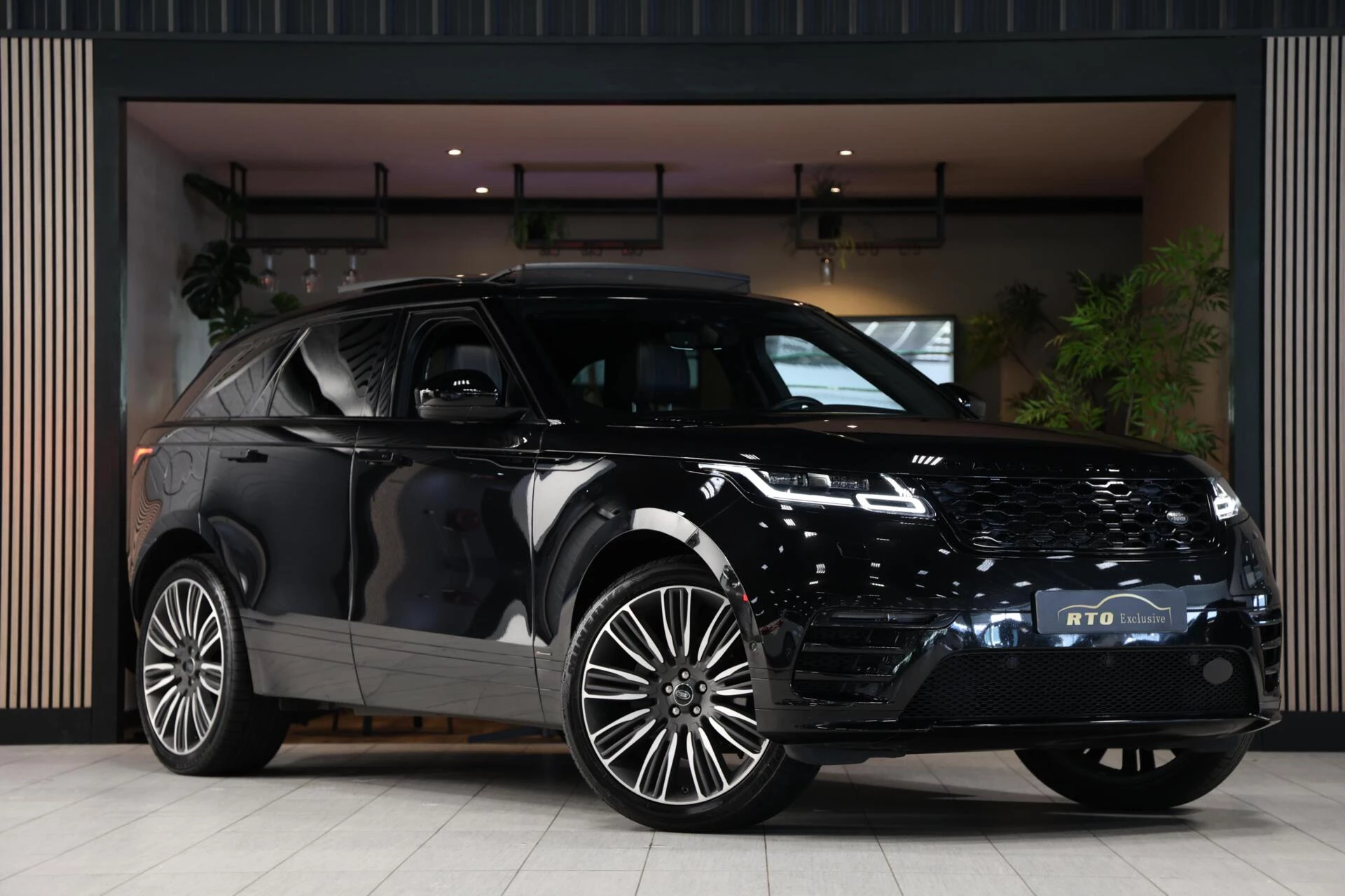 Hoofdafbeelding Land Rover Range Rover Velar