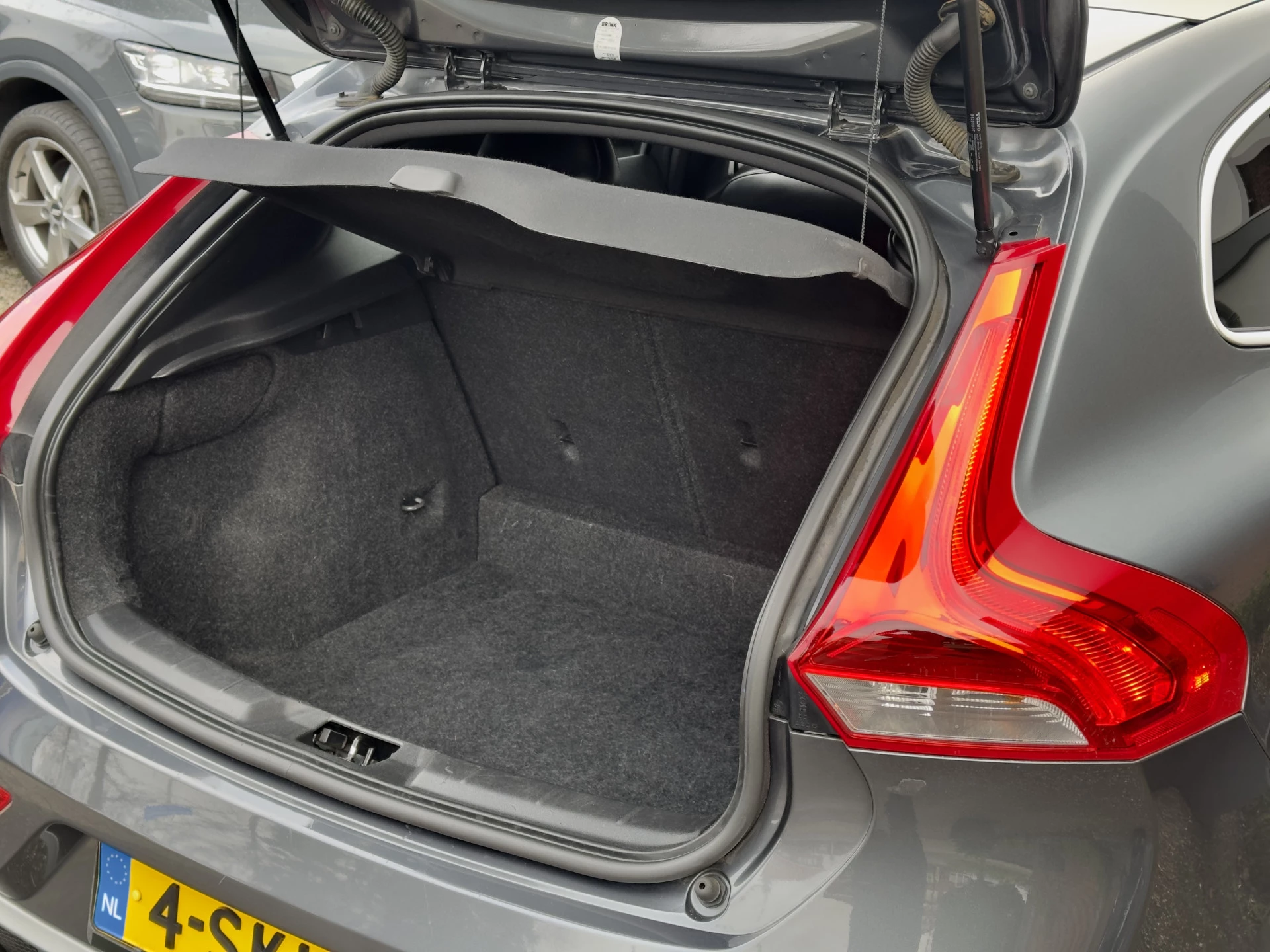 Hoofdafbeelding Volvo V40