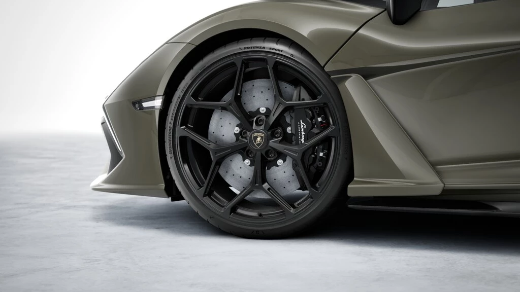 Hoofdafbeelding Lamborghini Revuelto